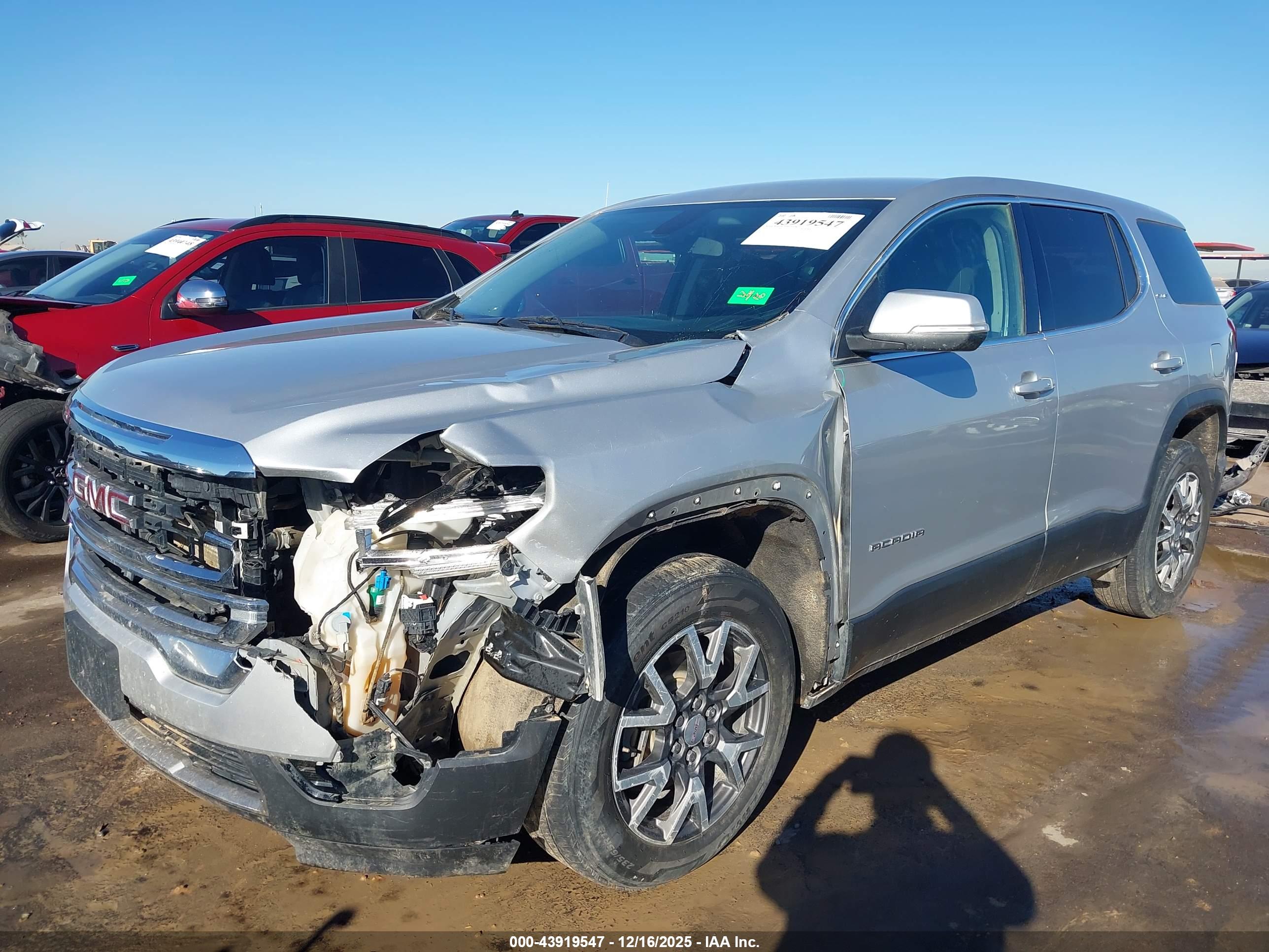 GMC ACADIA image 6
