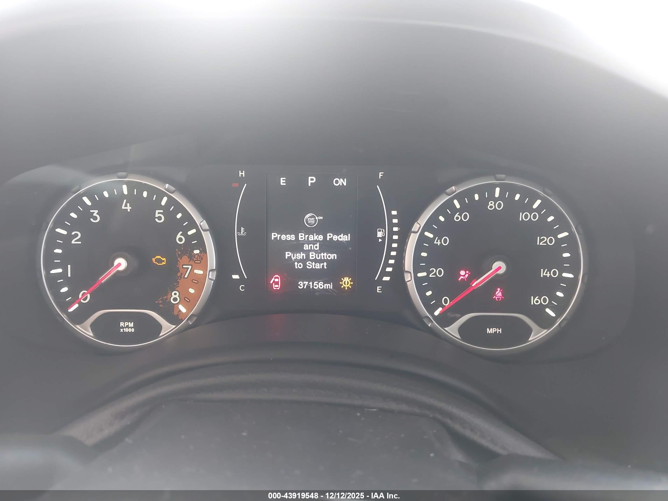 JEEP RENEGADE image 7