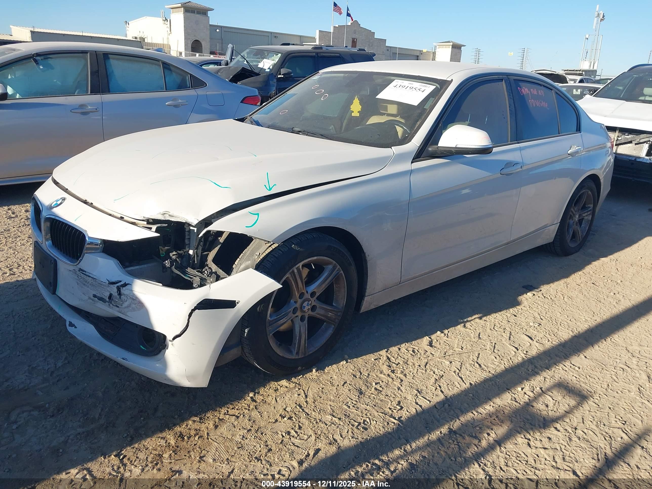BMW 328I image 2