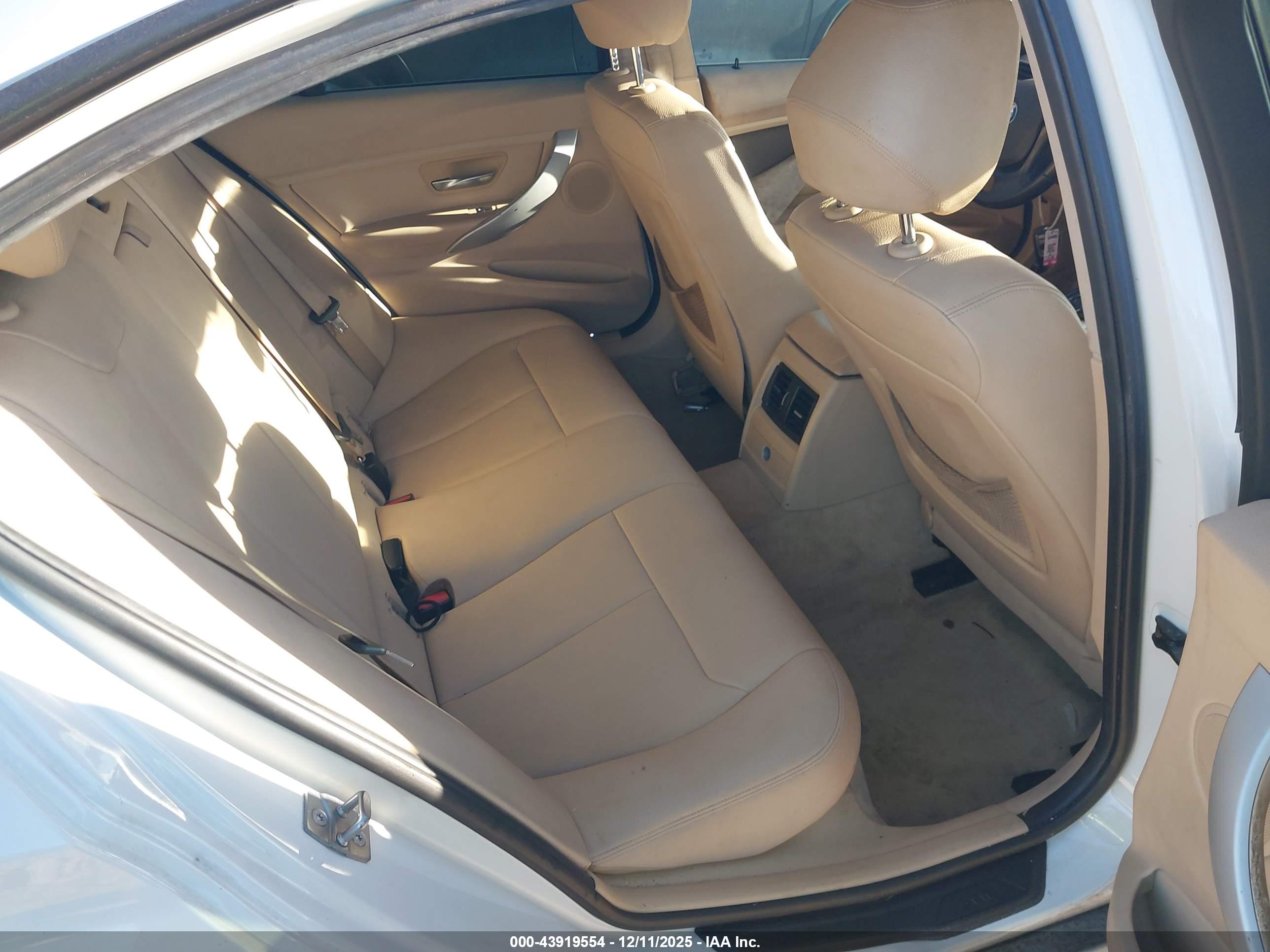 BMW 328I image 8