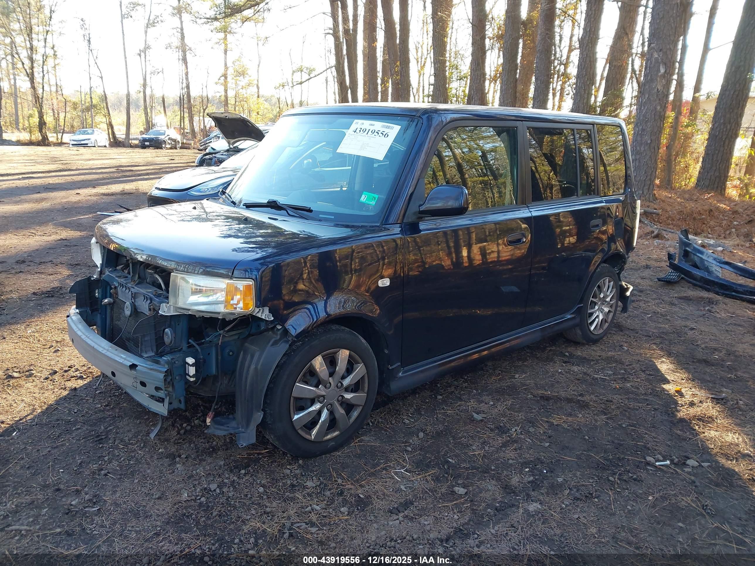 SCION XB image 2