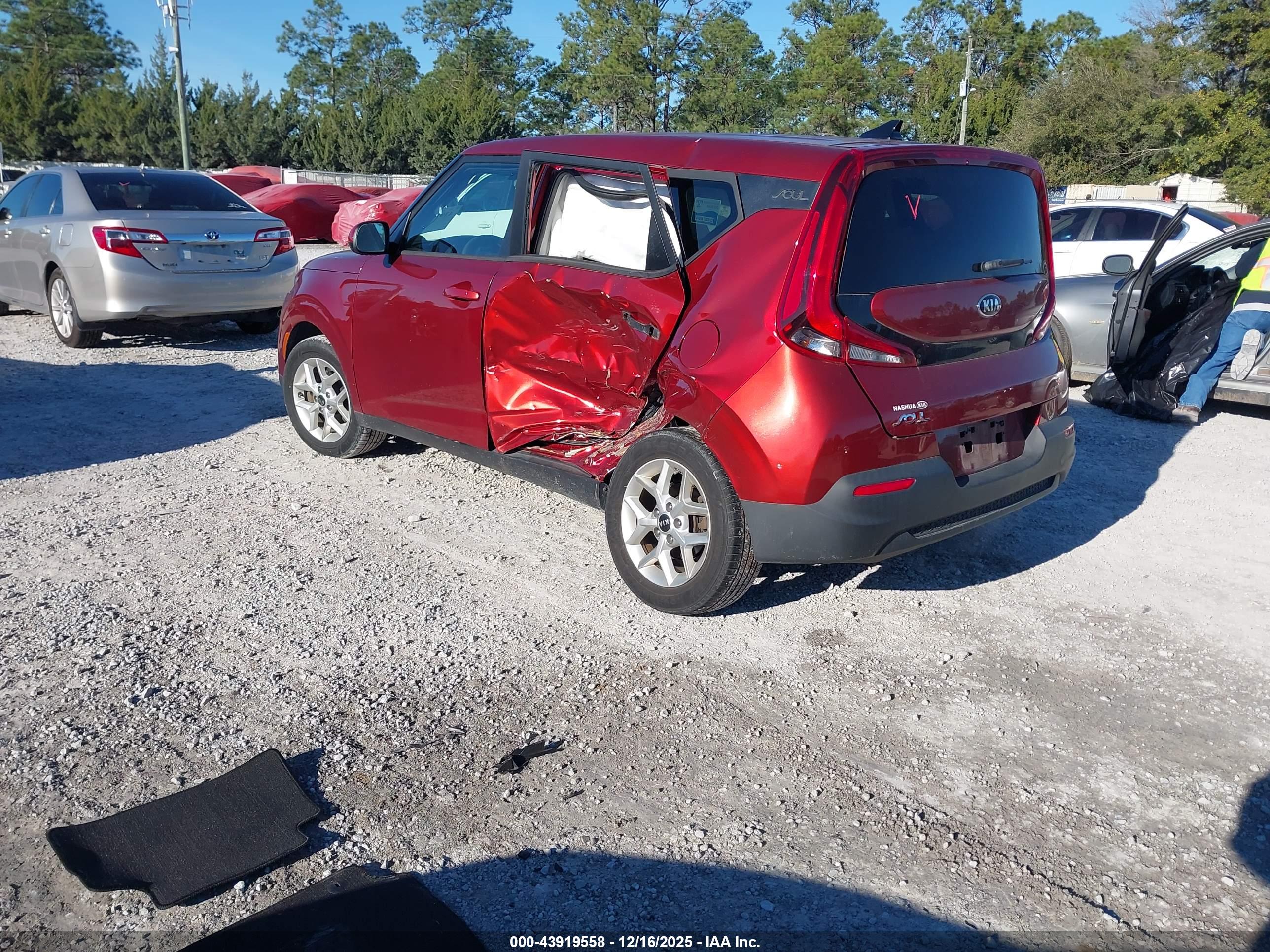 KIA SOUL image 3