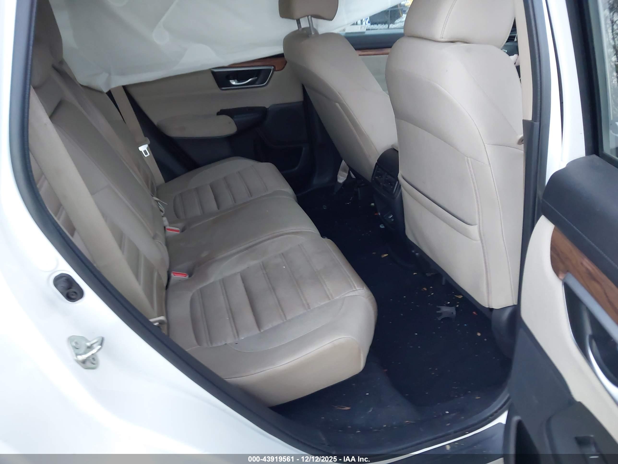 HONDA CR-V image 8