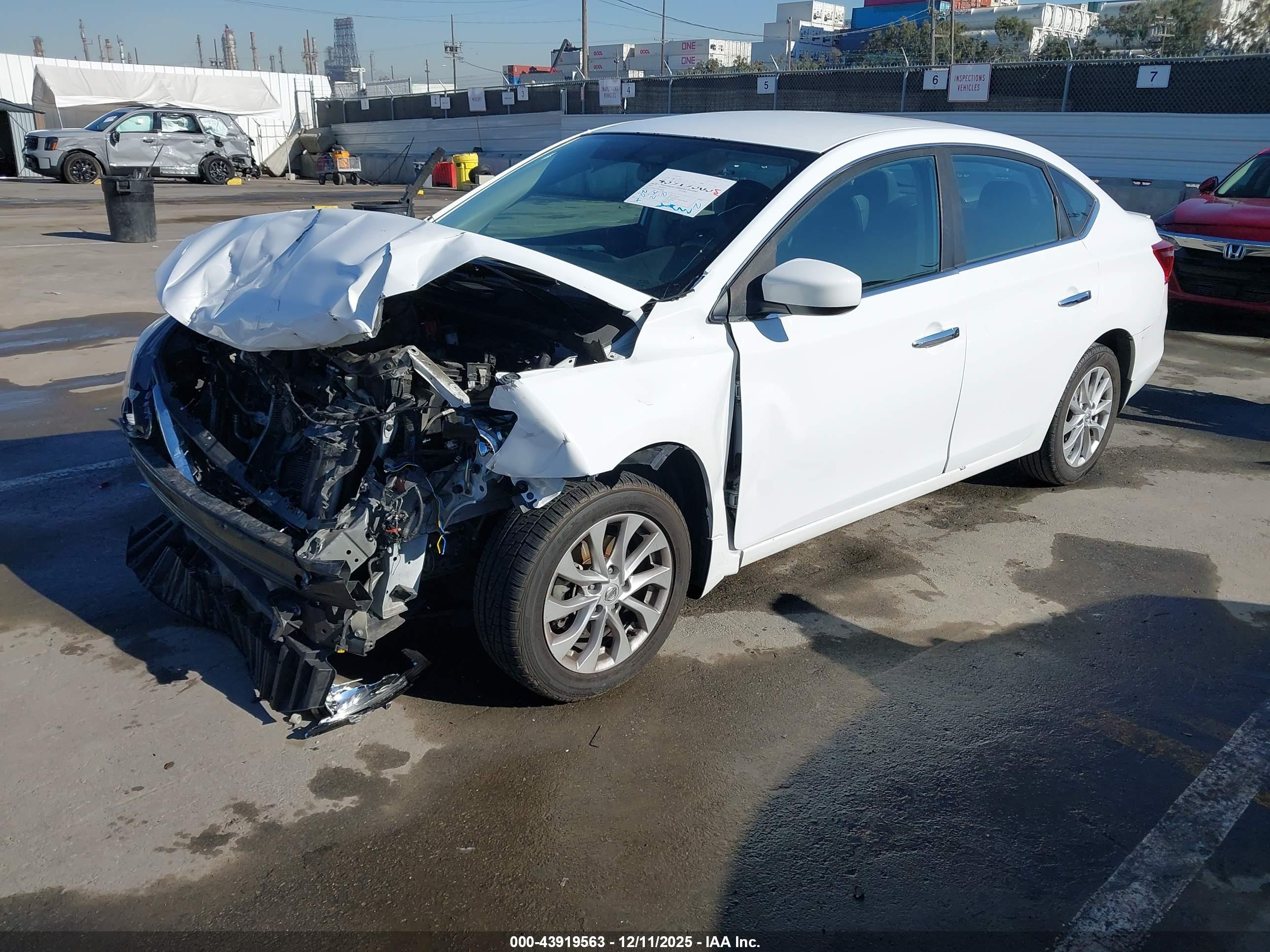 NISSAN SENTRA image 2