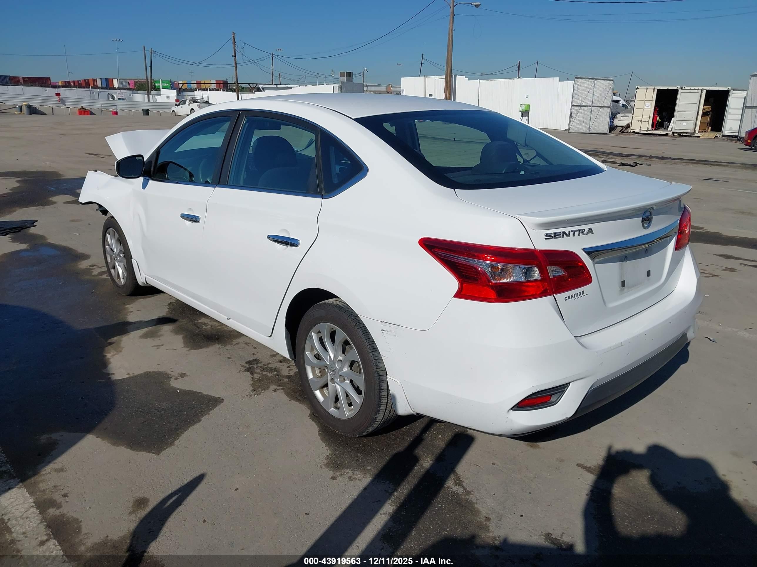 NISSAN SENTRA image 3