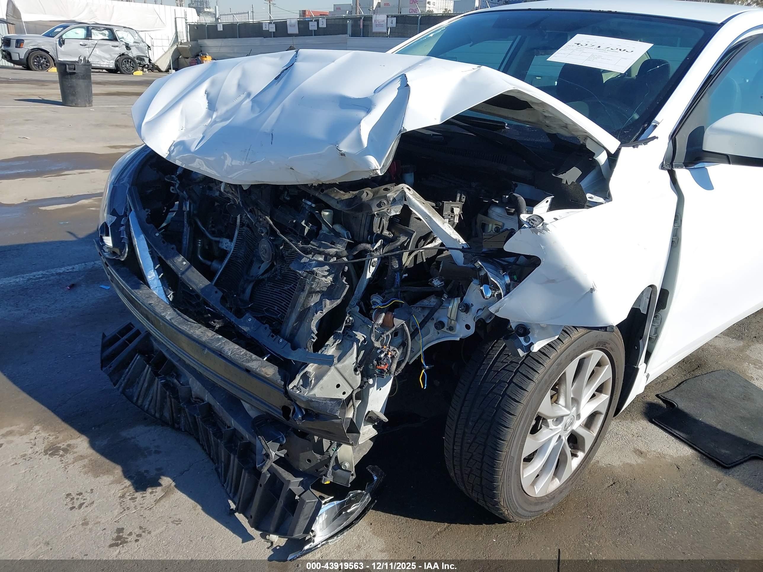 NISSAN SENTRA image 6