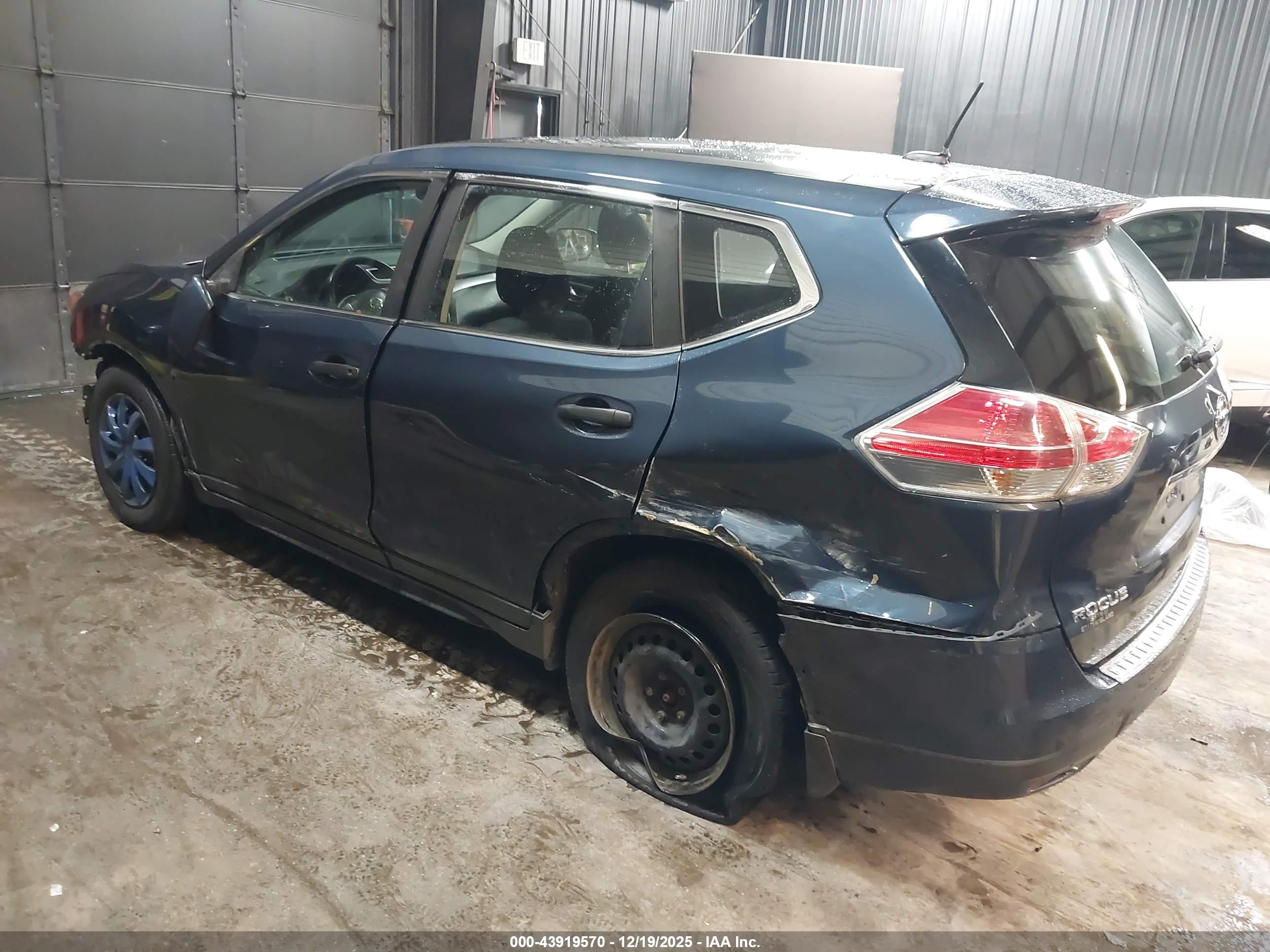 NISSAN ROGUE image 3
