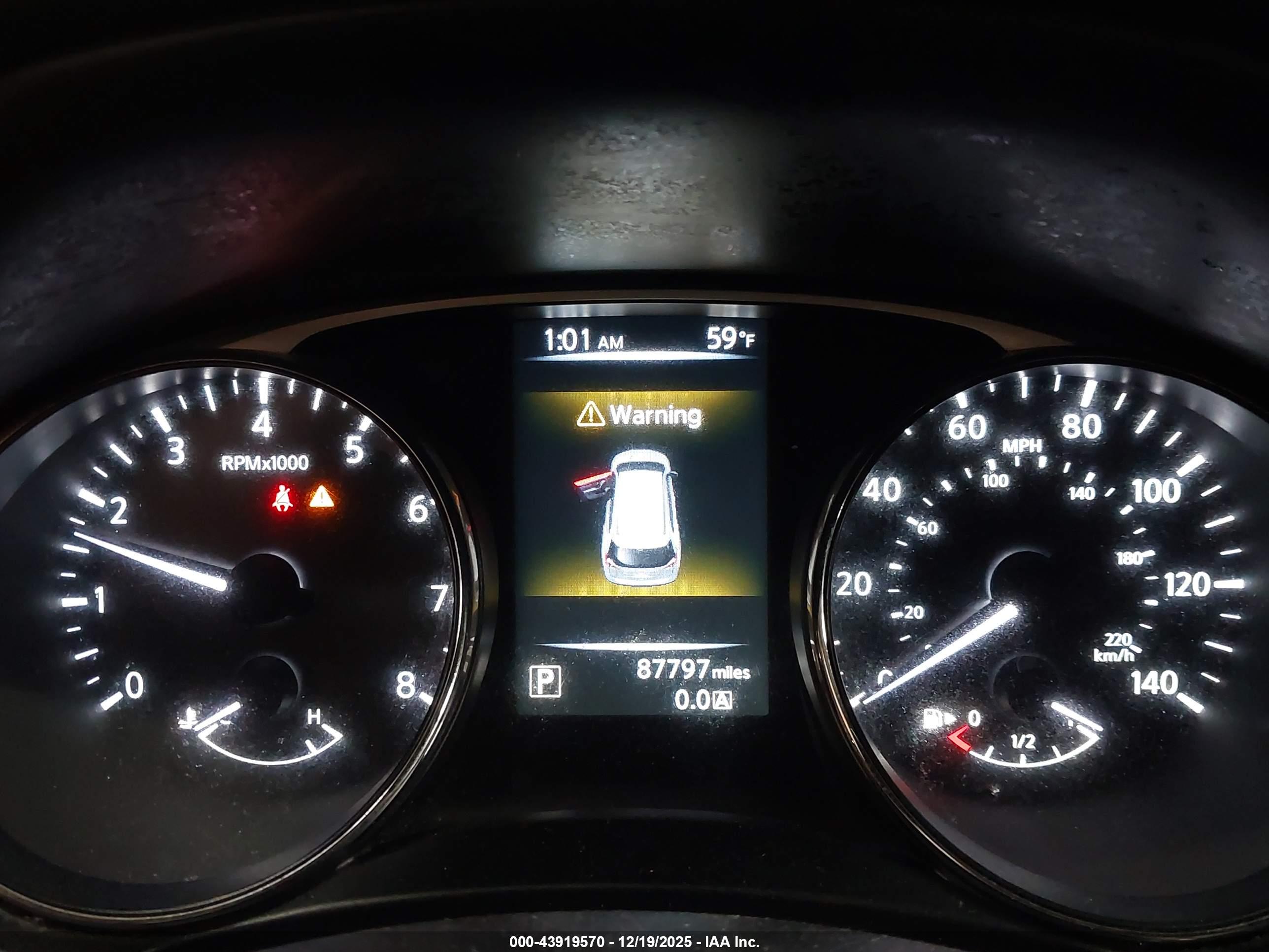 NISSAN ROGUE image 7