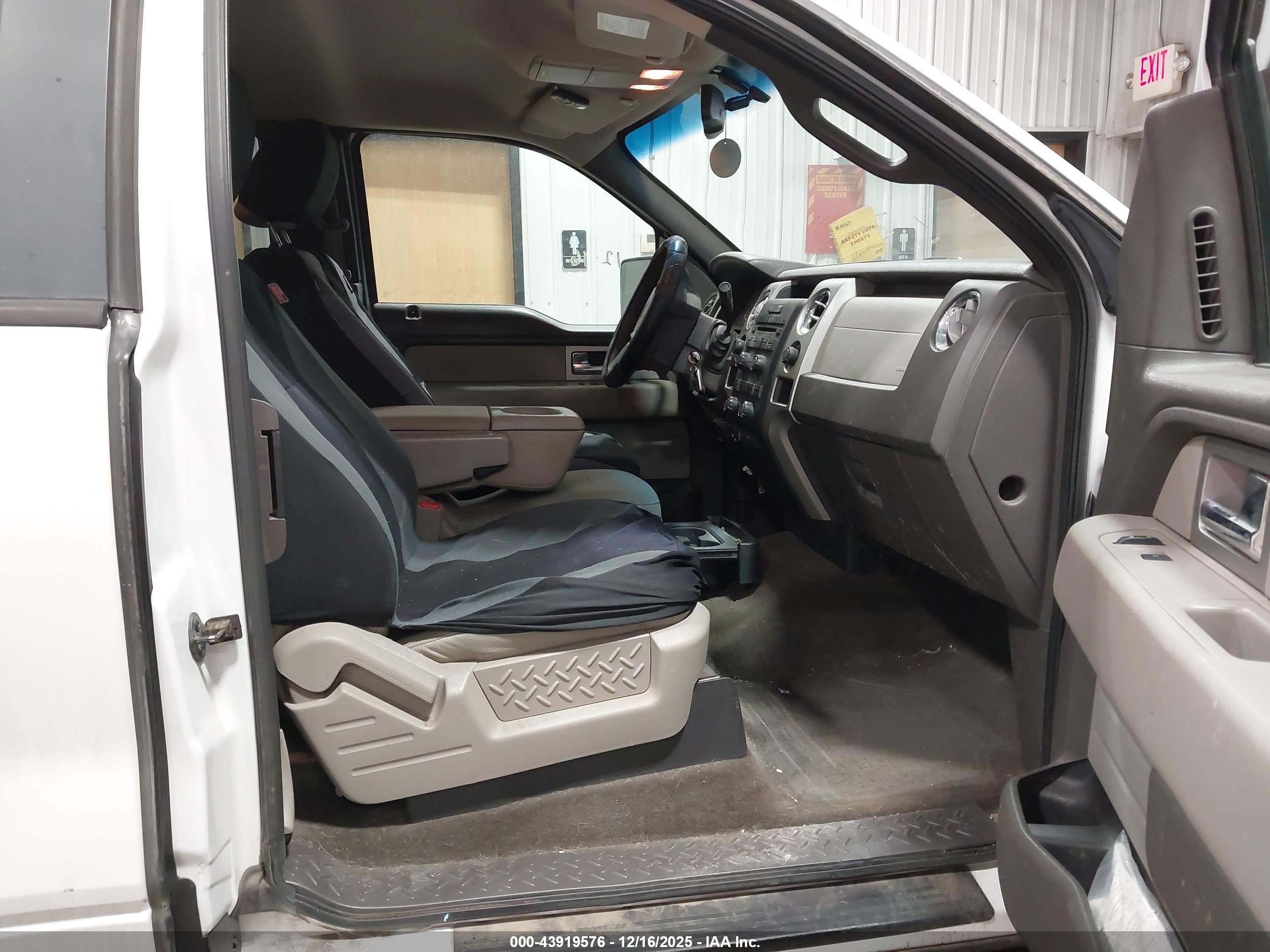 FORD F-150 image 5