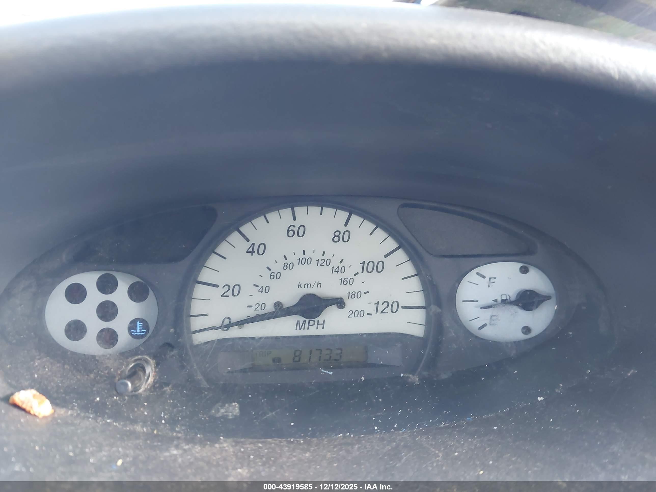 TOYOTA ECHO image 7