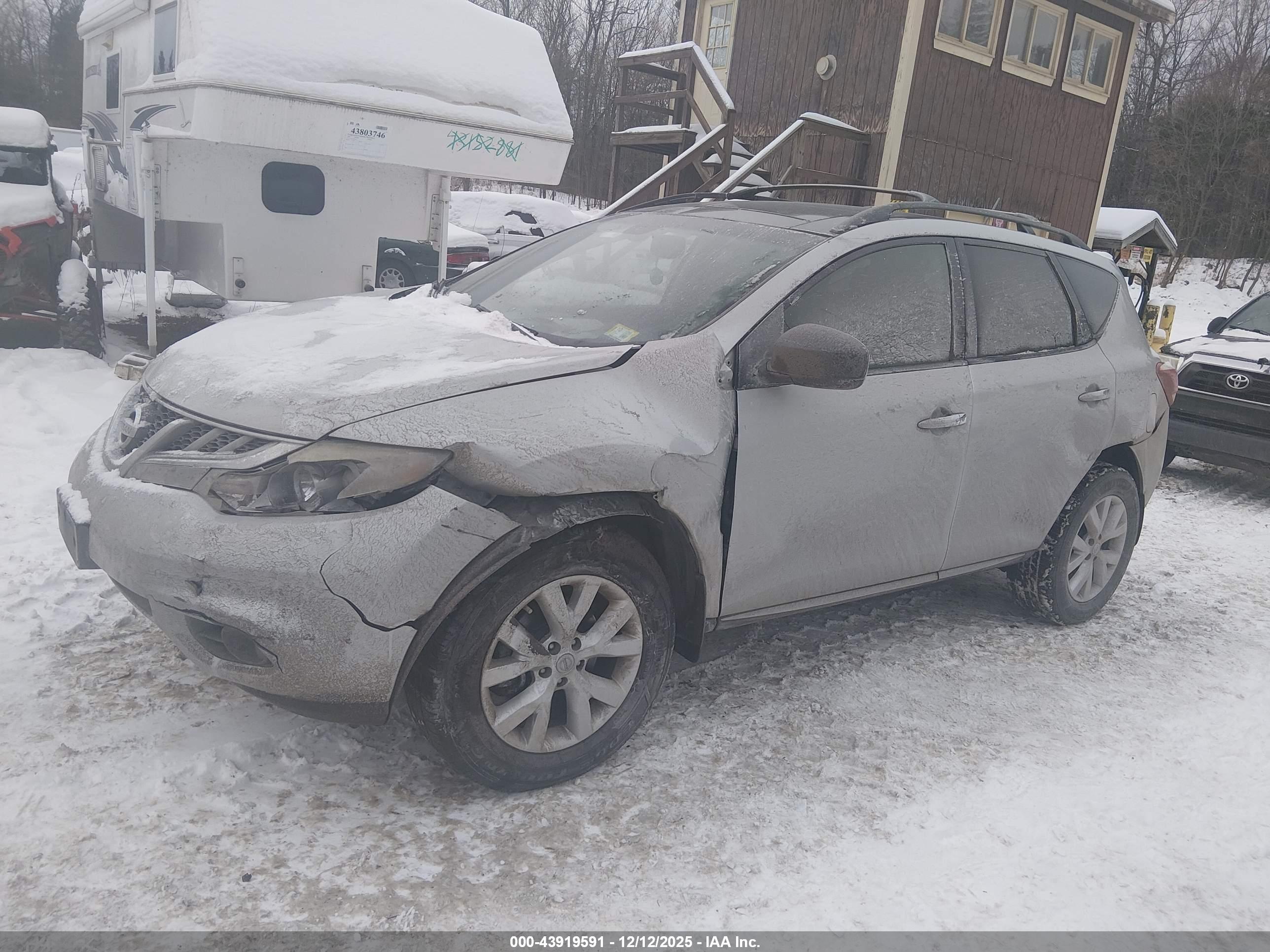 NISSAN MURANO image 2