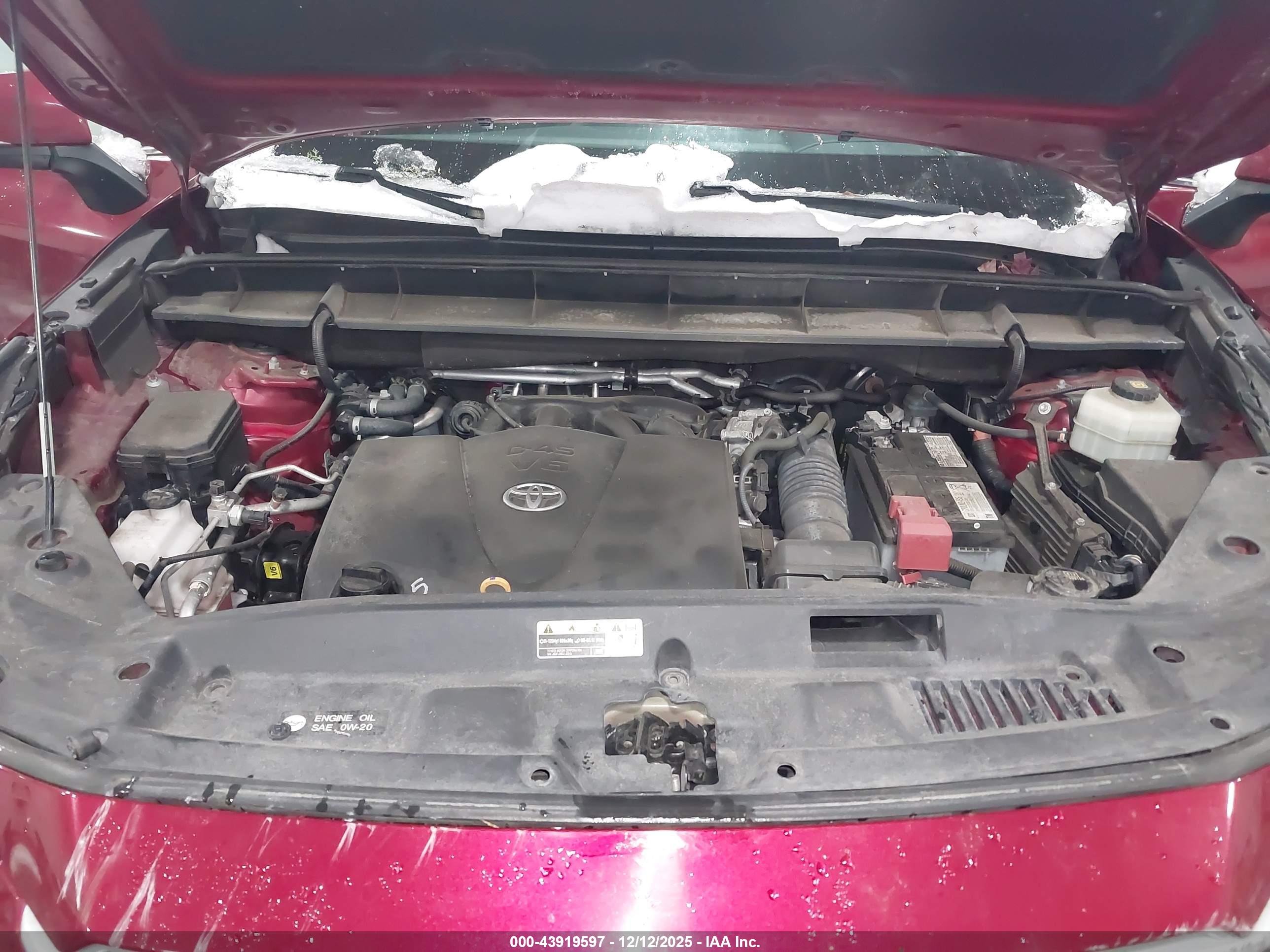 TOYOTA HIGHLANDER image 10