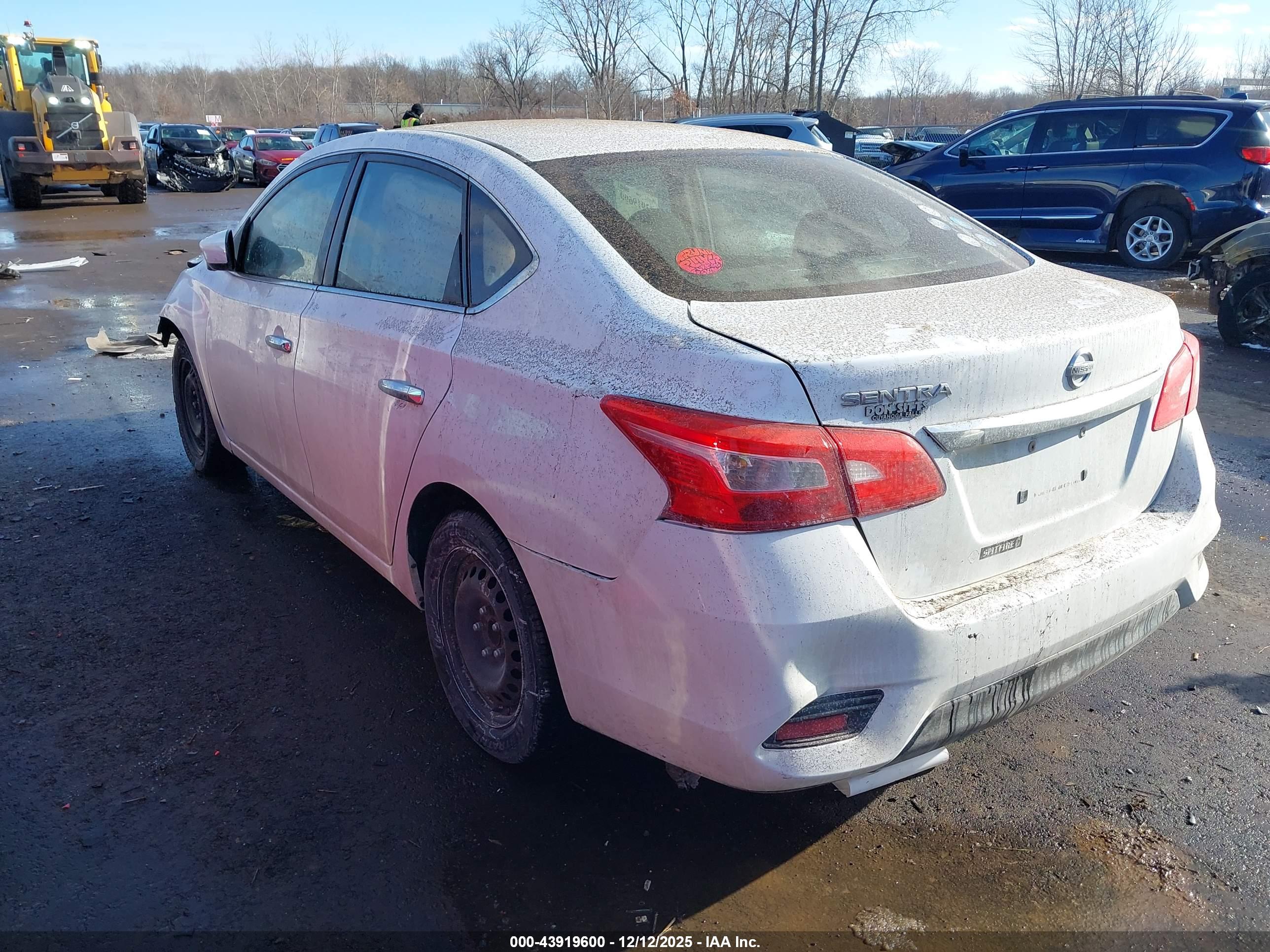 NISSAN SENTRA image 3