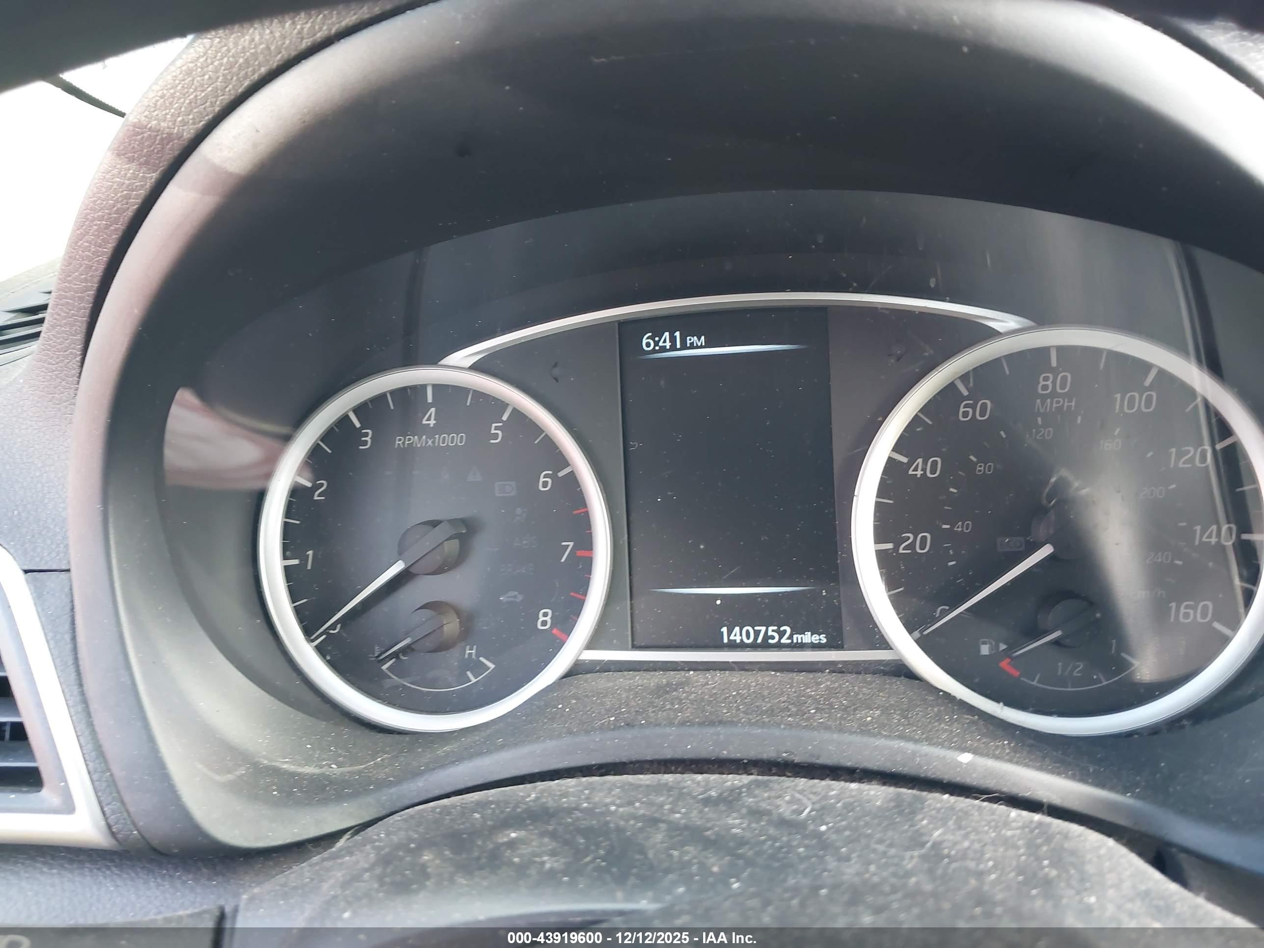 NISSAN SENTRA image 7