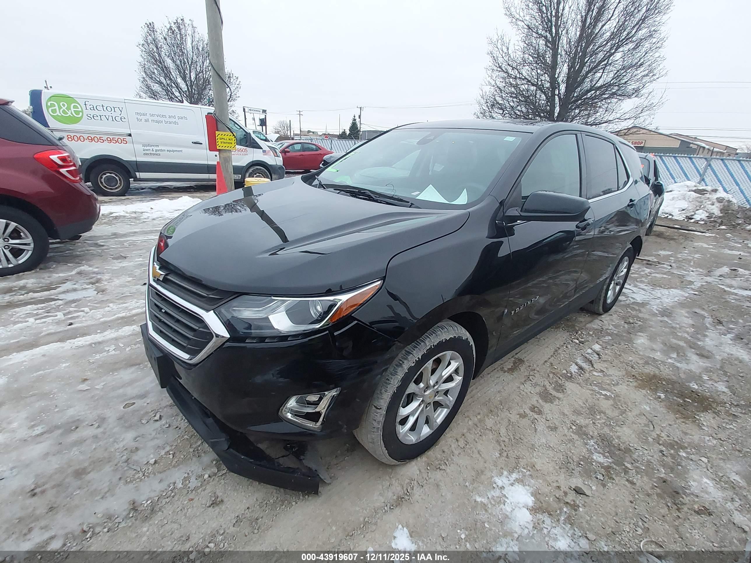 CHEVROLET EQUINOX image 2