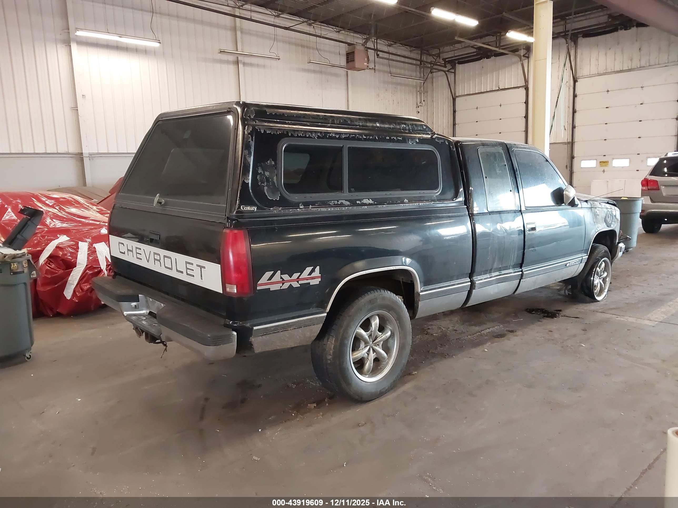 CHEVROLET GMT-400 image 4