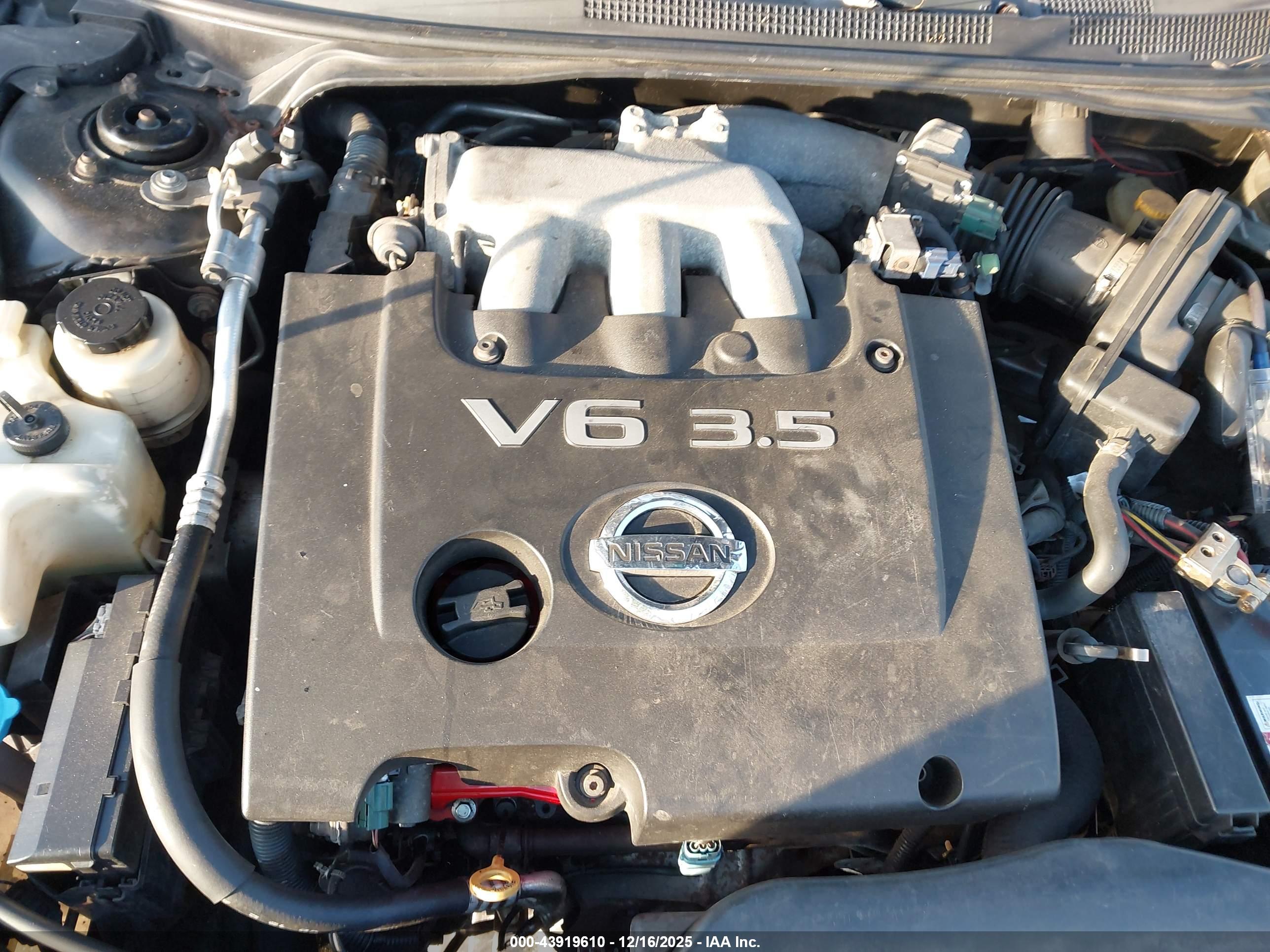 NISSAN ALTIMA image 10