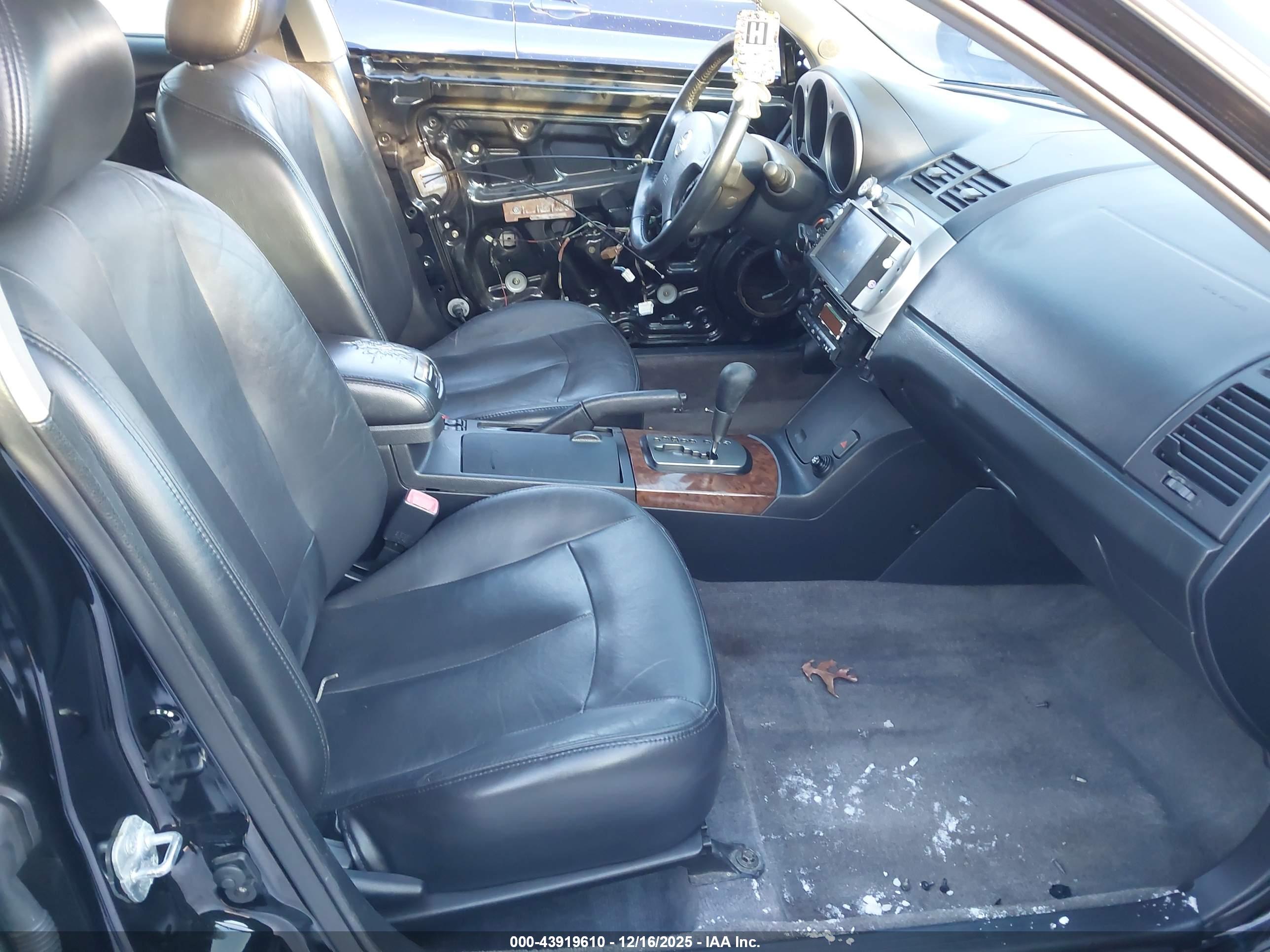 NISSAN ALTIMA image 5