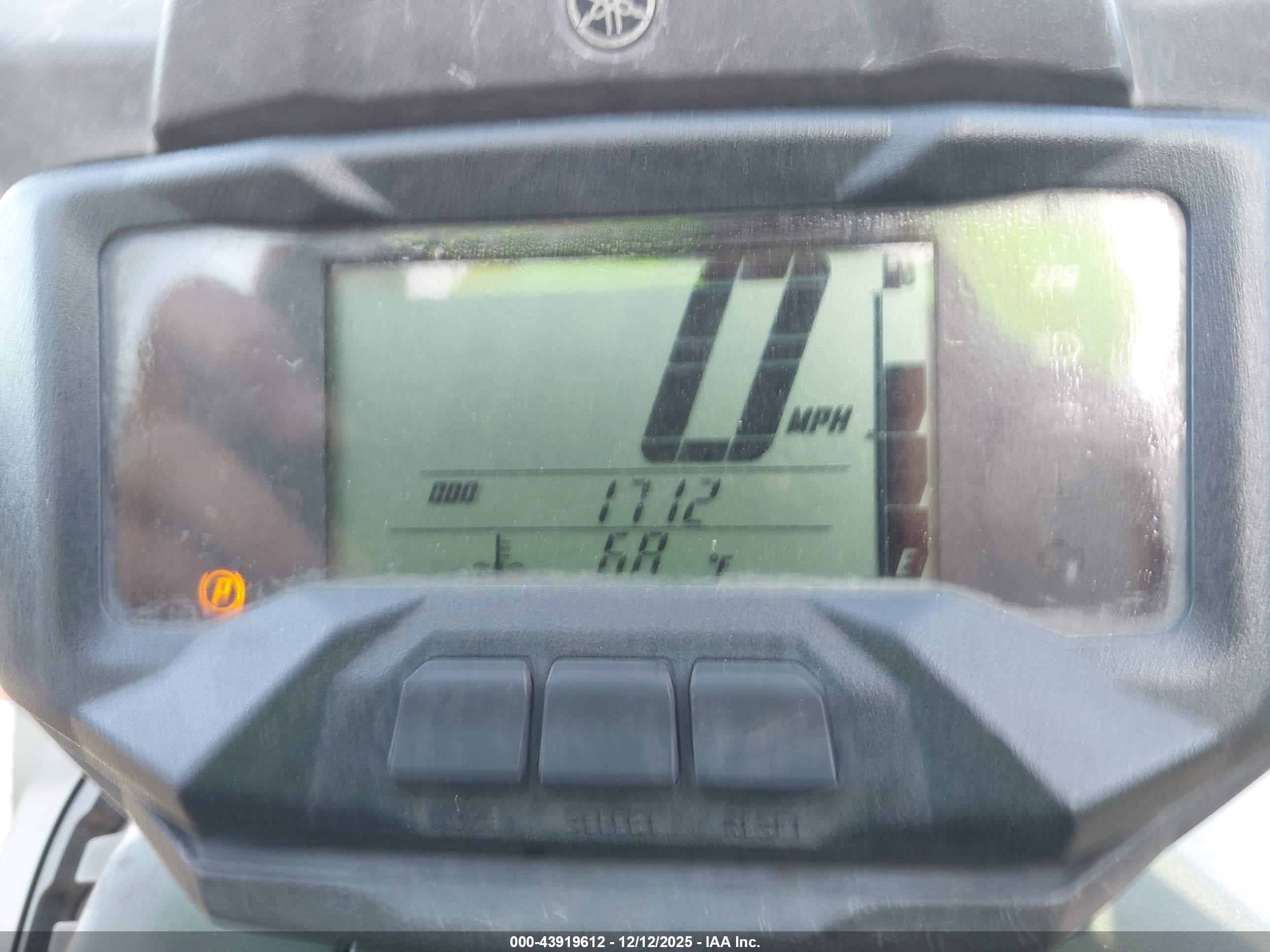 YAMAHA YFM700 image 7
