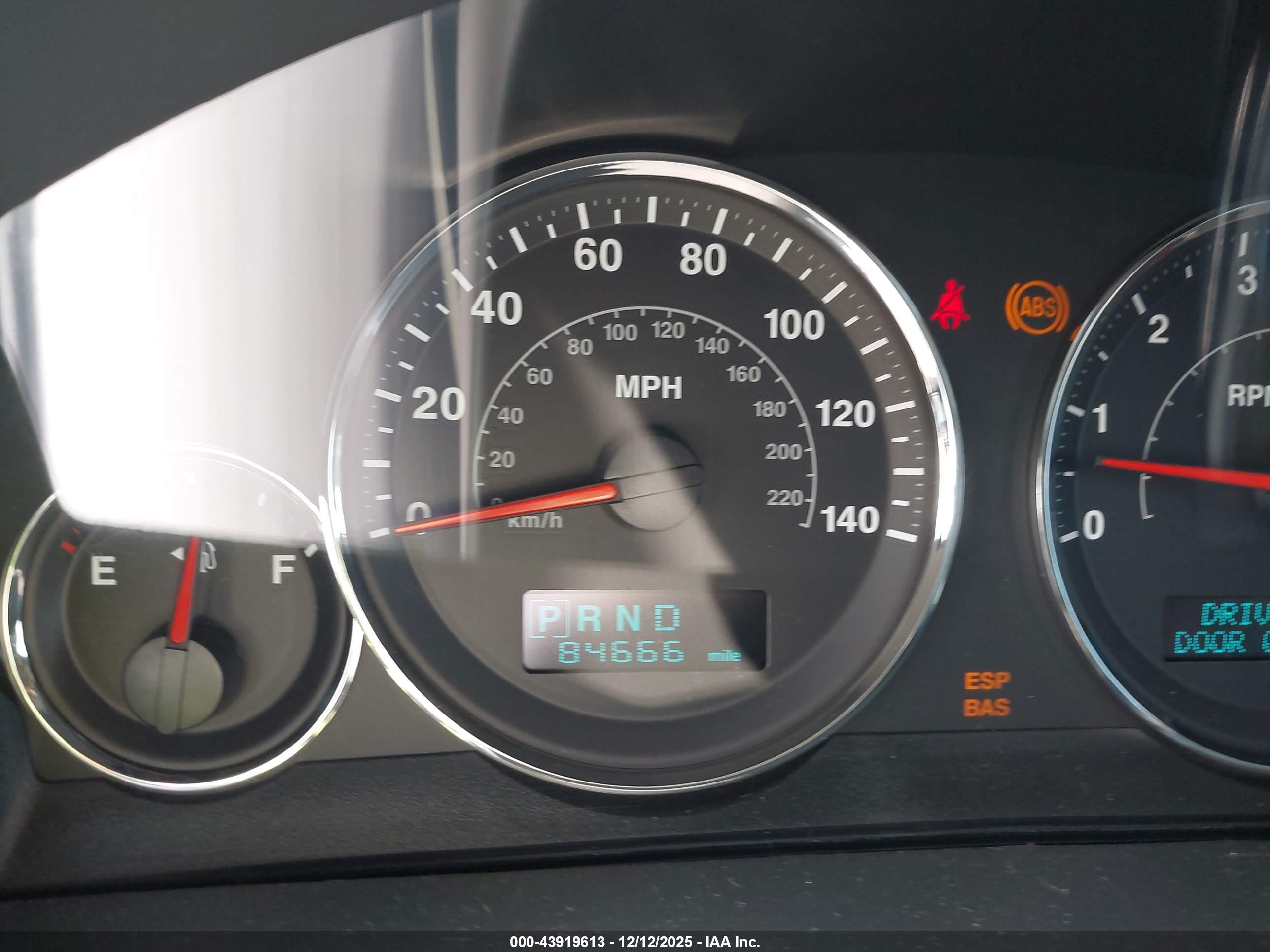 JEEP GRAND image 7