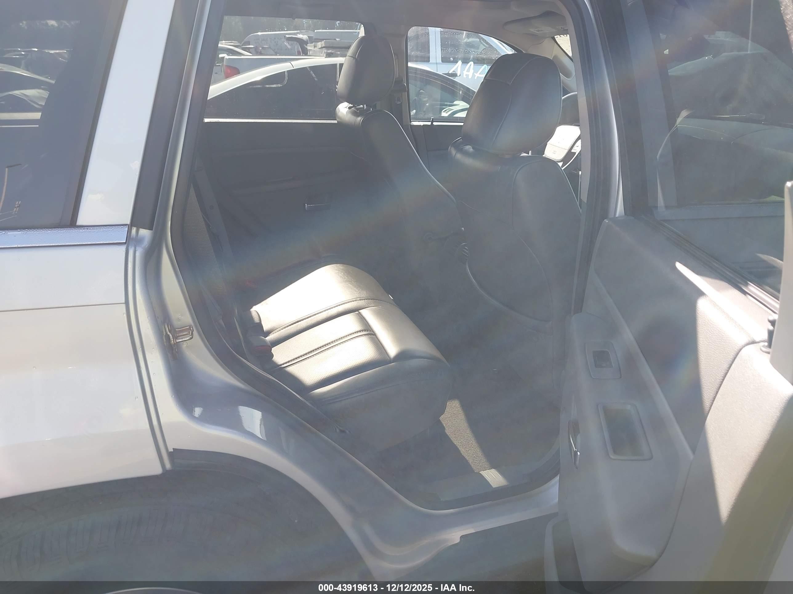 JEEP GRAND image 8