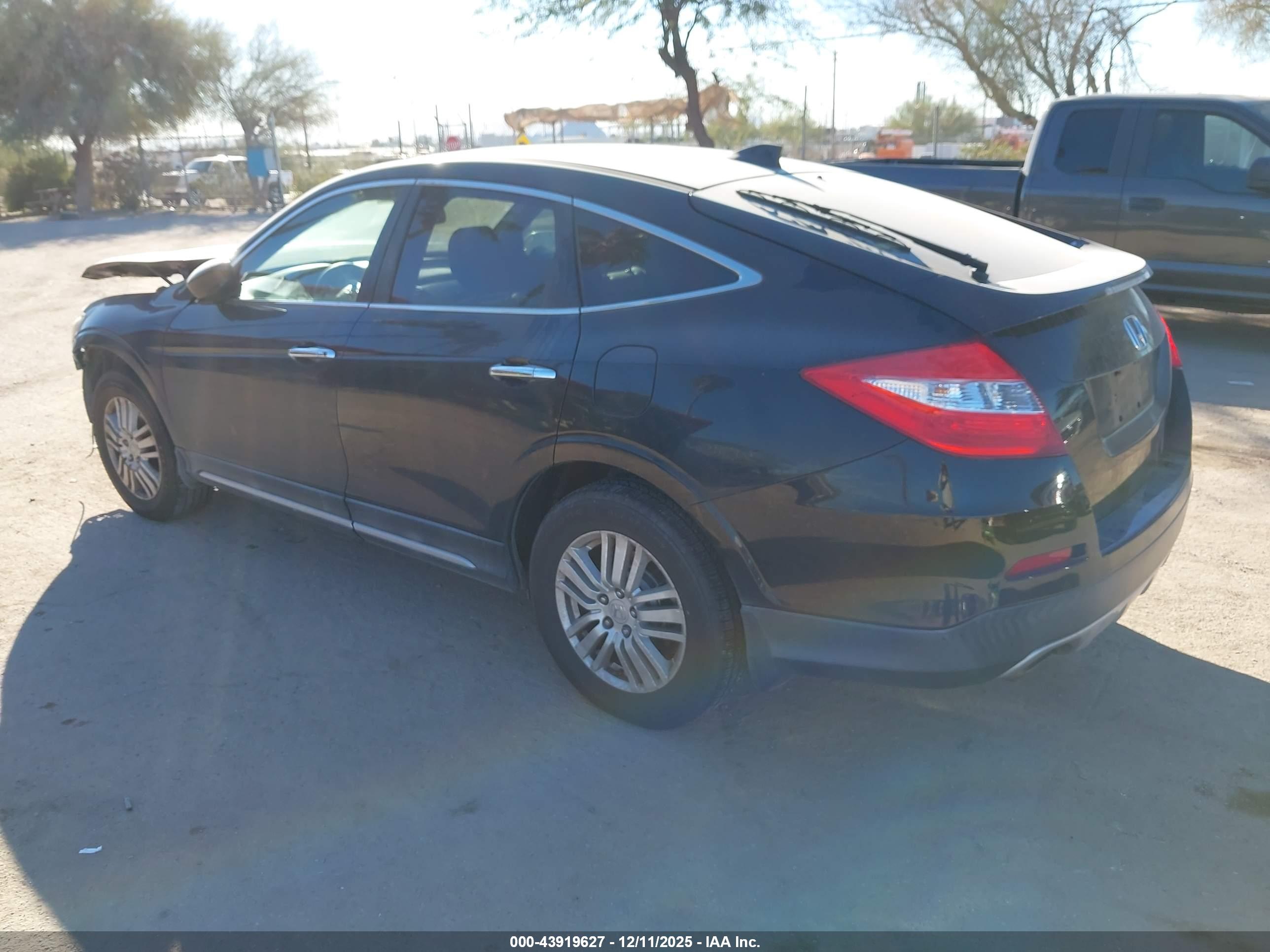 HONDA CROSSTOUR image 3