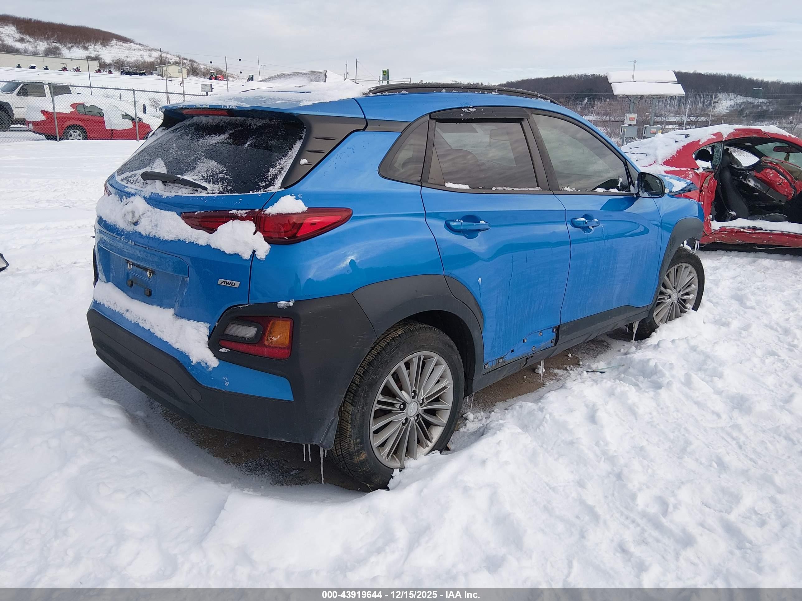 HYUNDAI KONA image 4