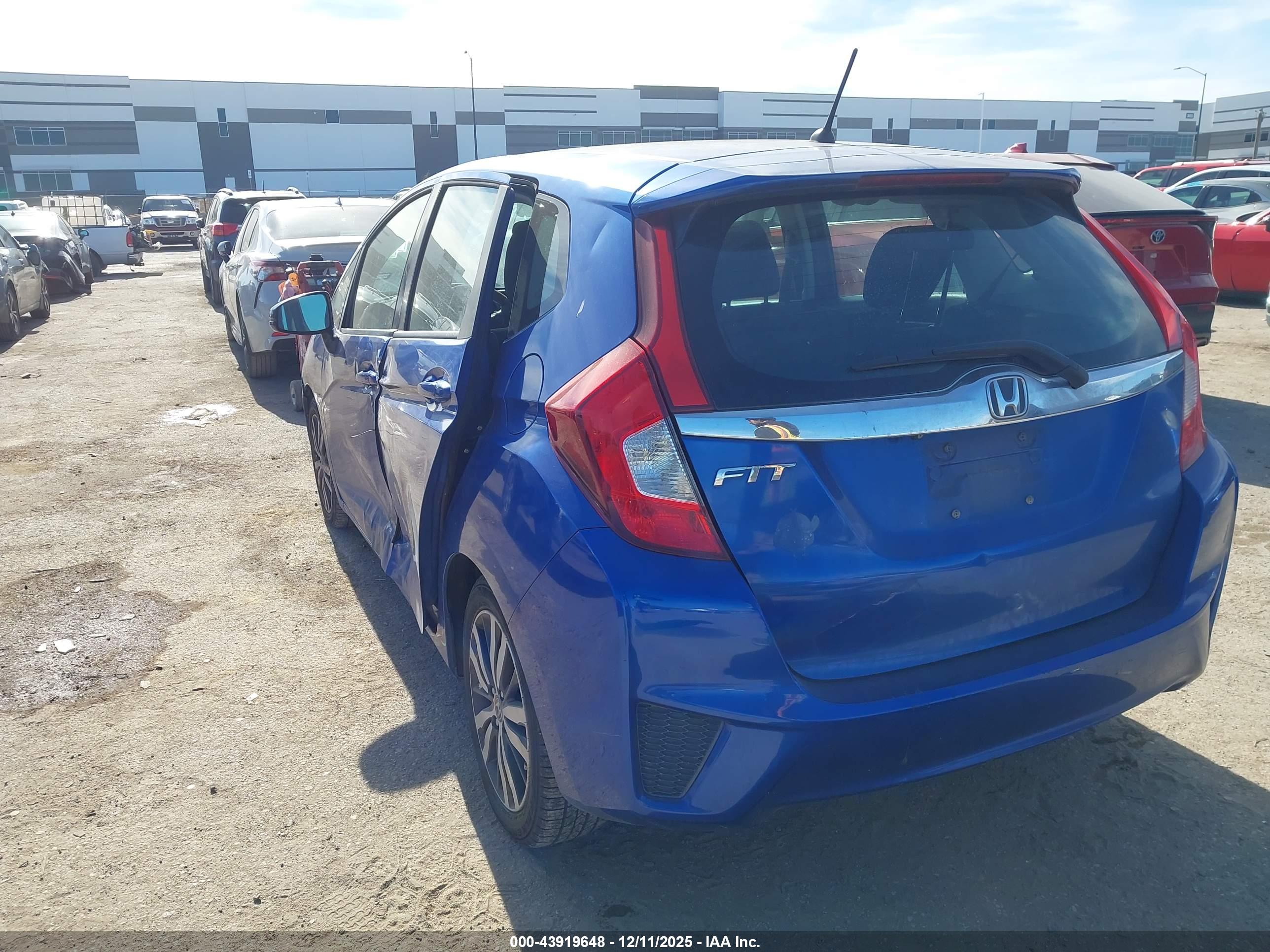 HONDA FIT image 3
