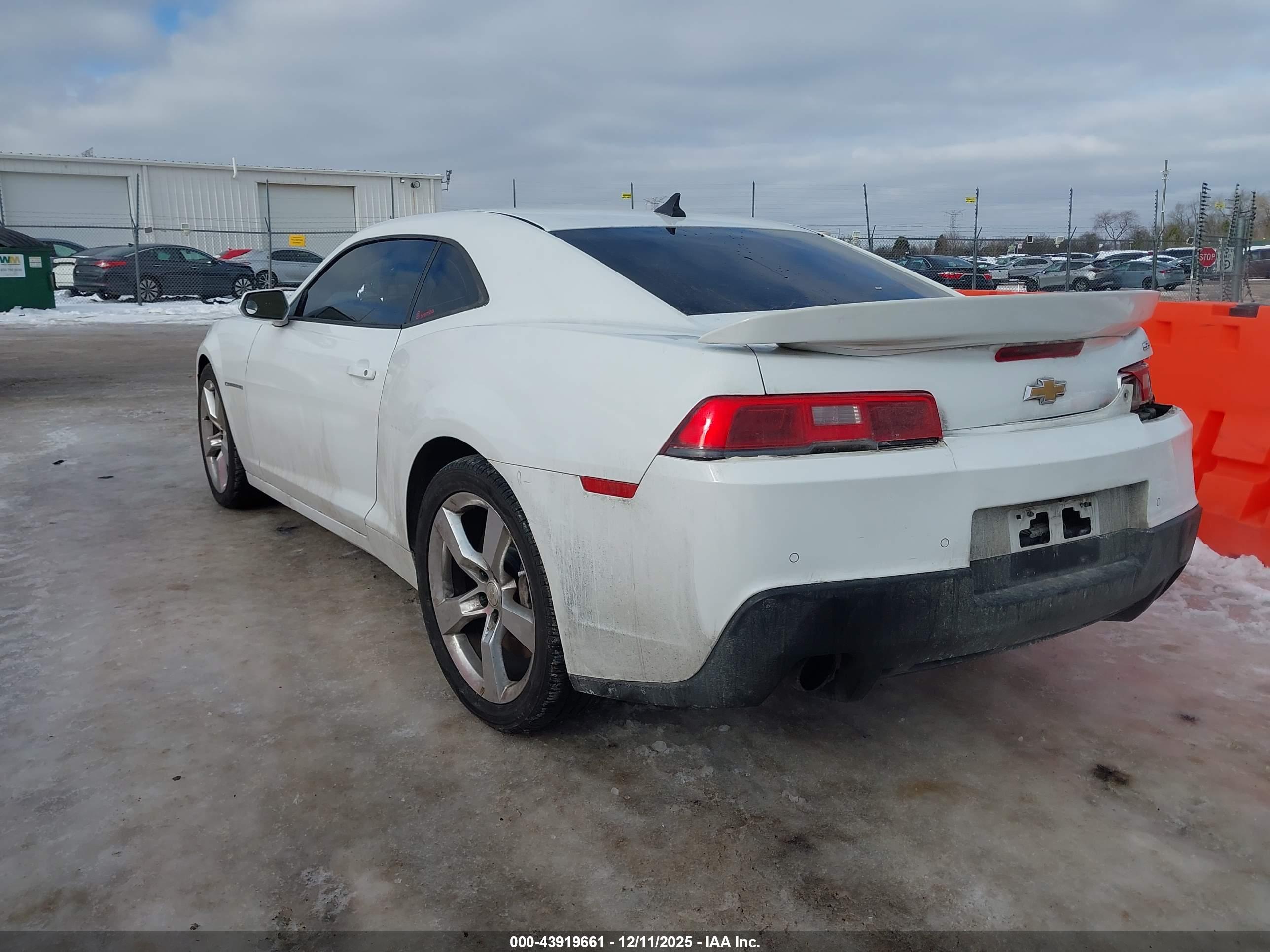 CHEVROLET CAMARO image 3