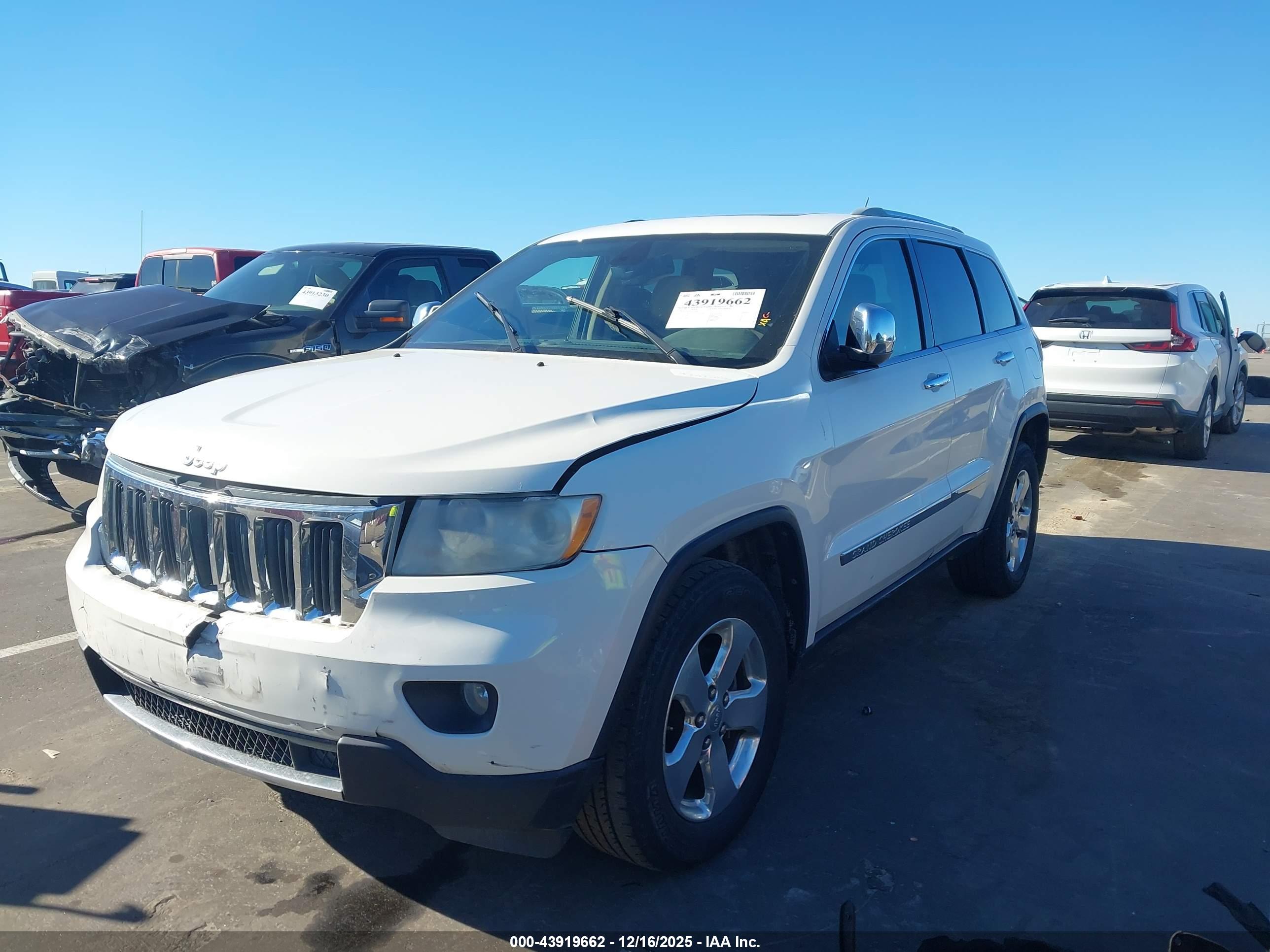 JEEP GRAND image 2