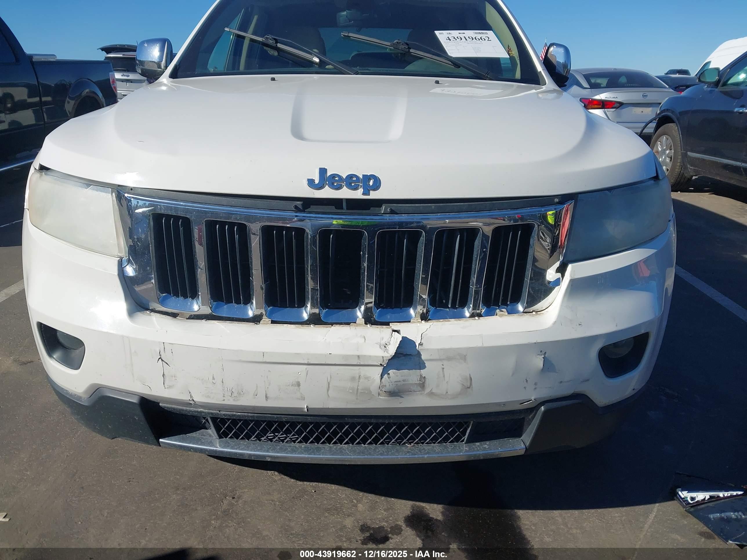 JEEP GRAND image 6
