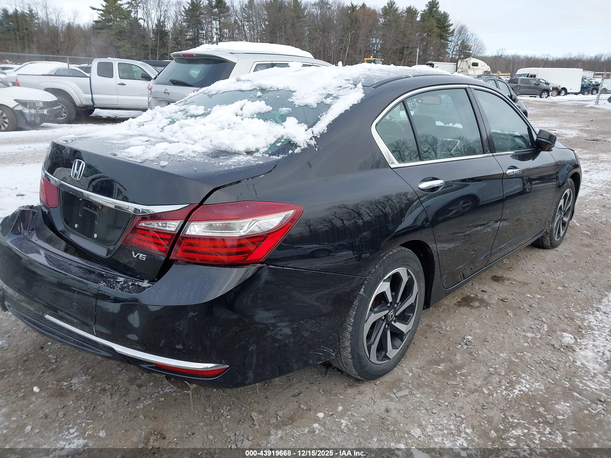 HONDA ACCORD image 4