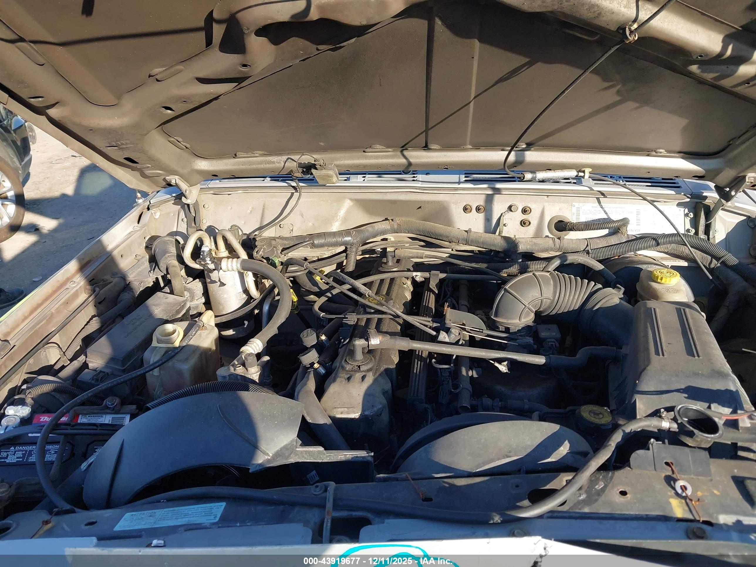 JEEP CHEROKEE image 10