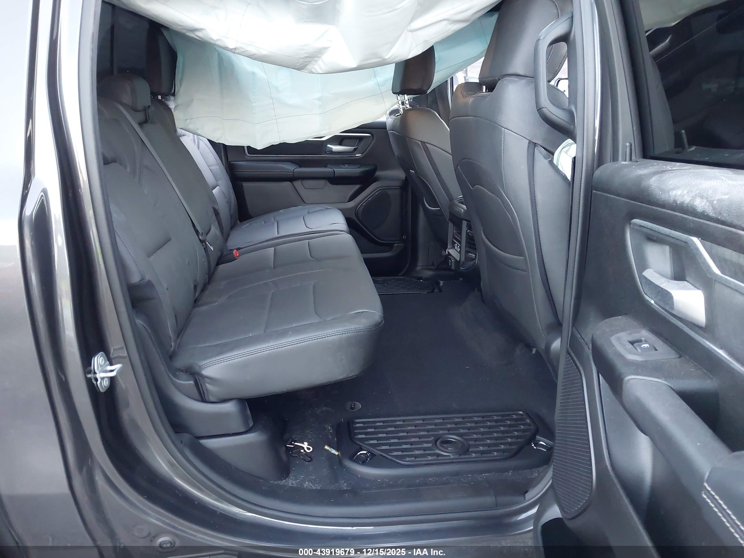 RAM 1500 image 8