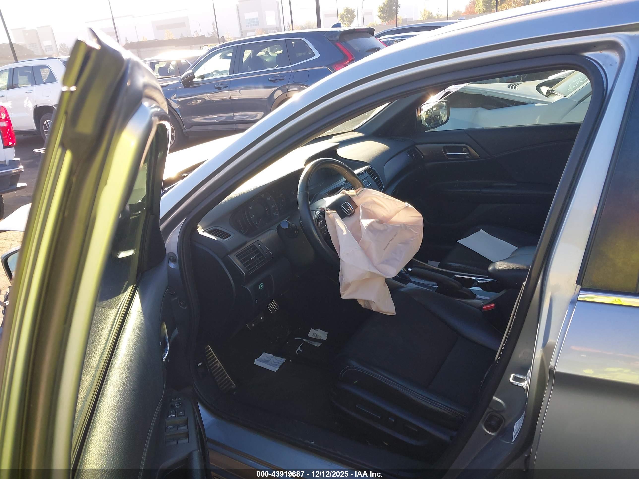 HONDA ACCORD image 5