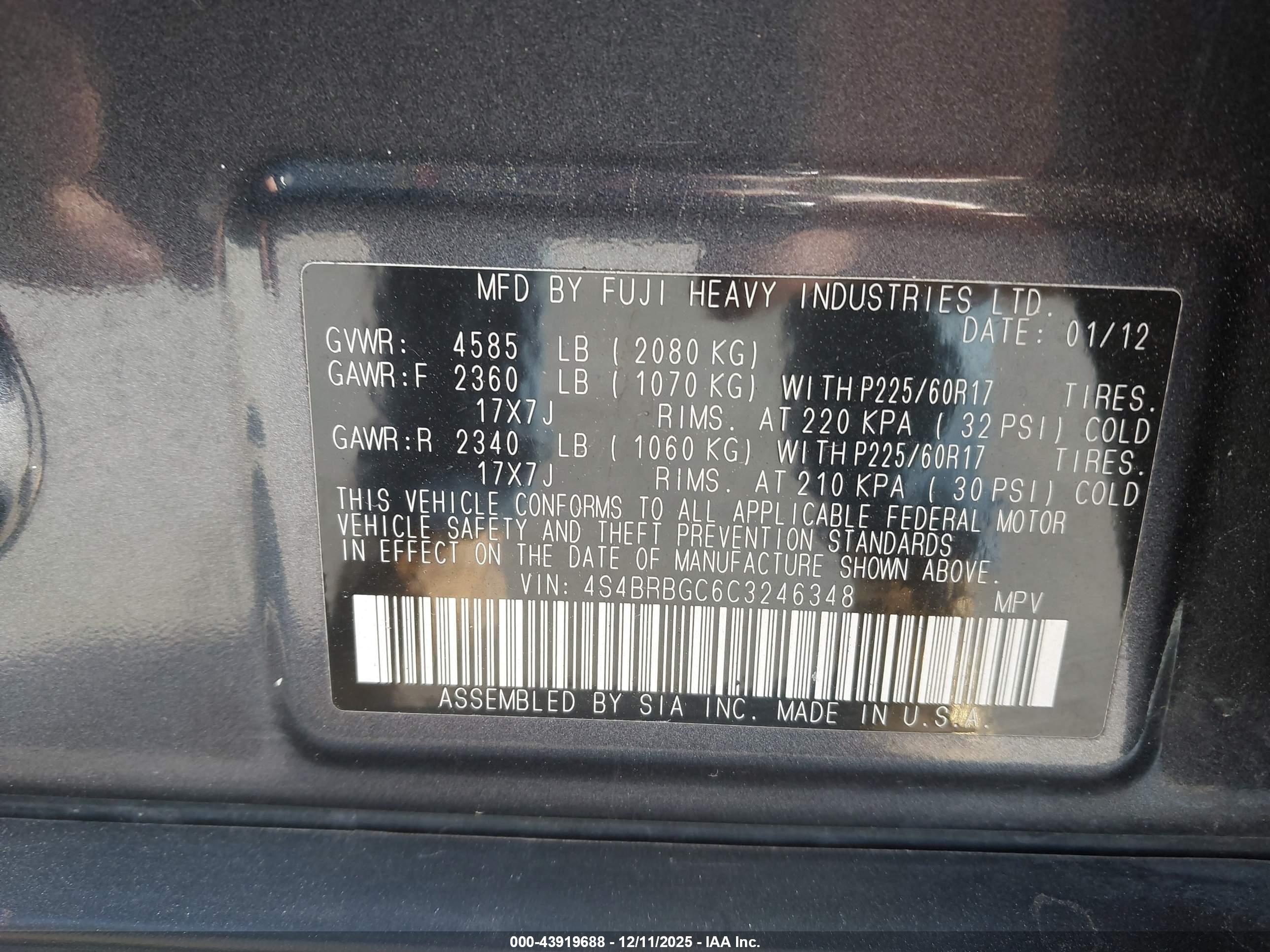 SUBARU OUTBACK image 9