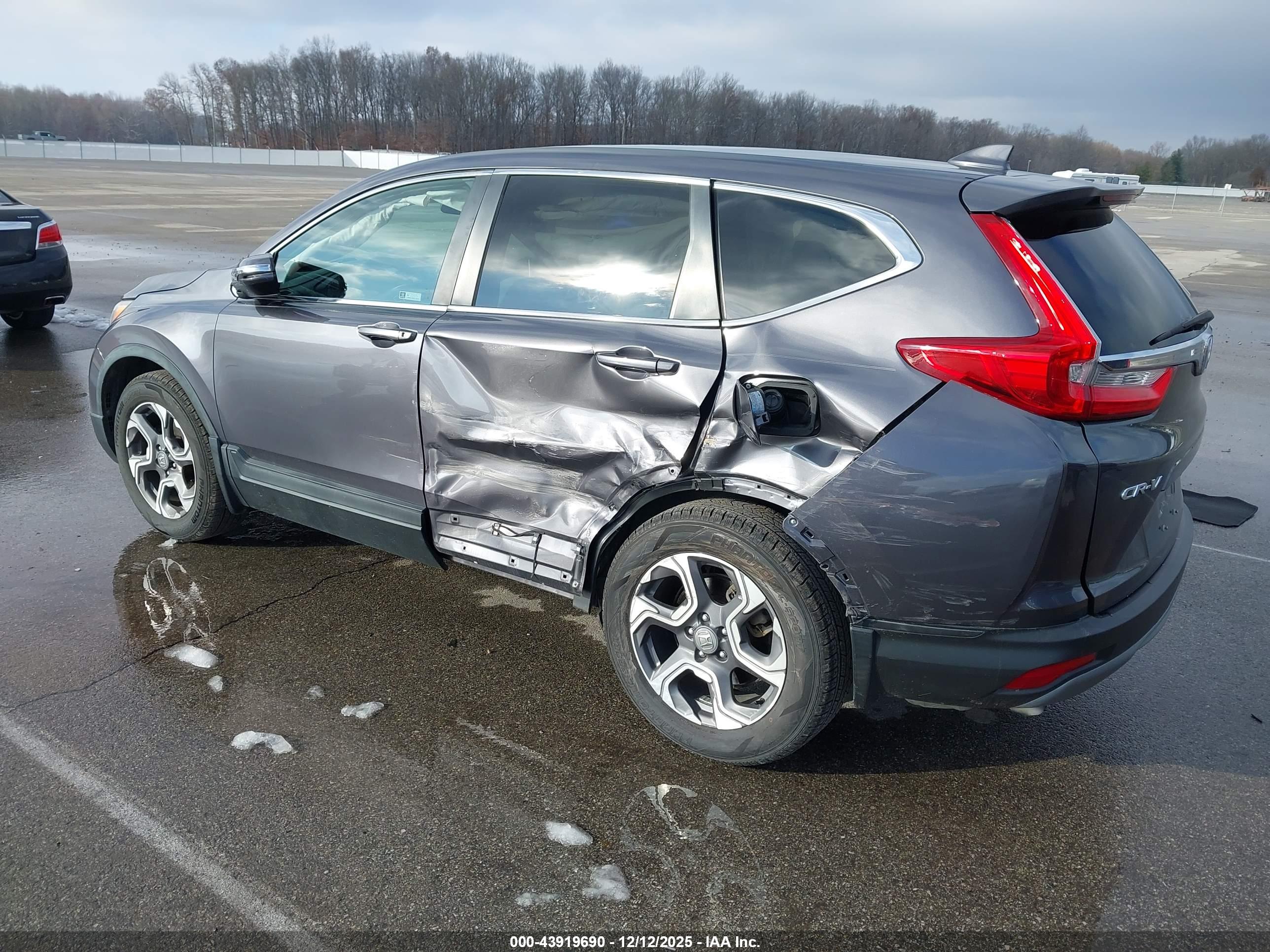HONDA CR-V image 3