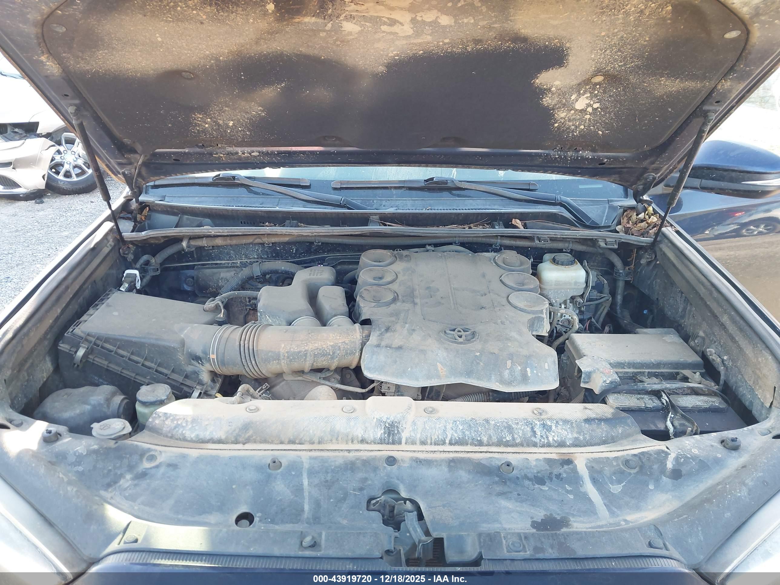 TOYOTA 4RUNNER image 10