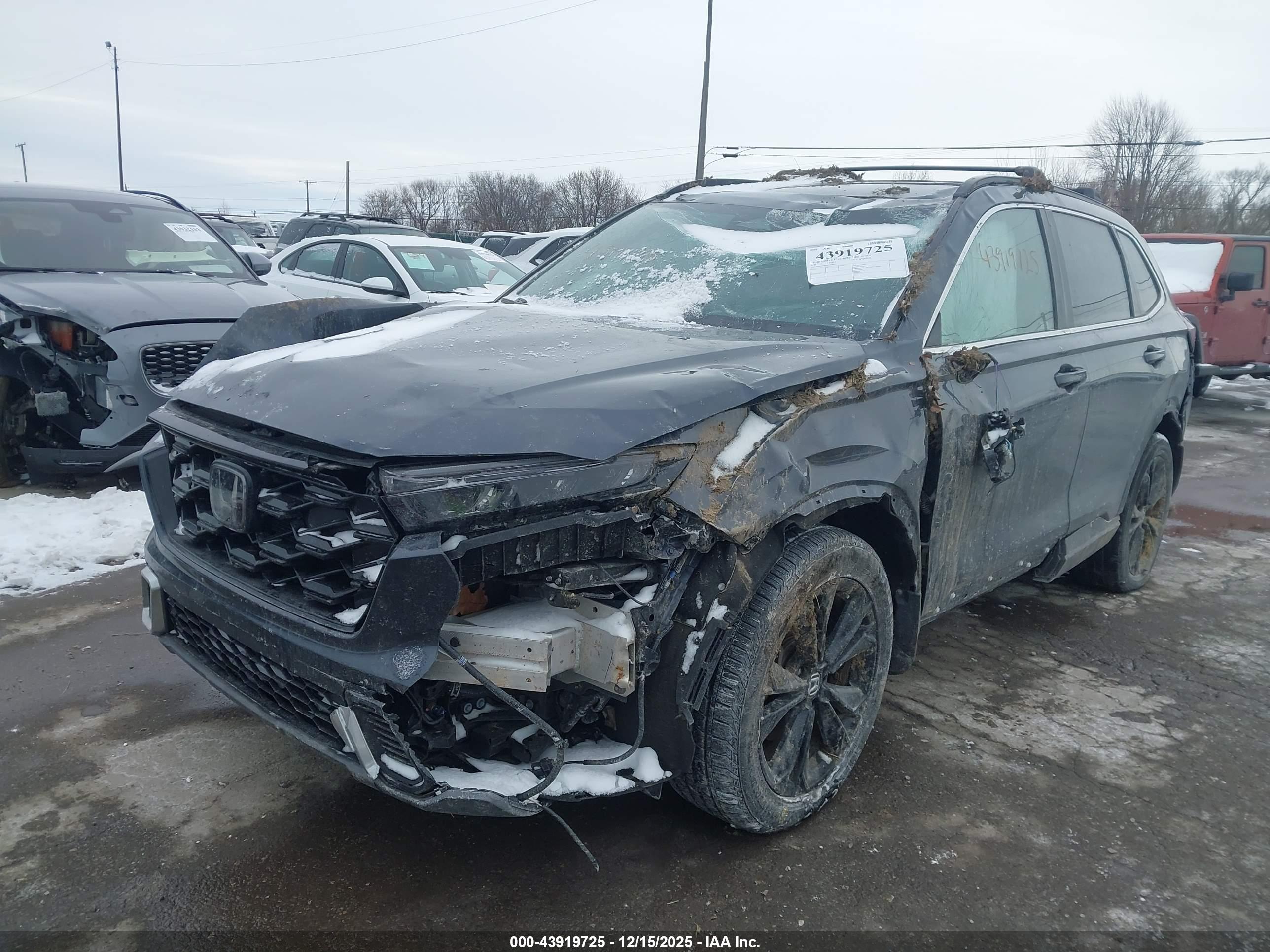 HONDA CR-V image 2