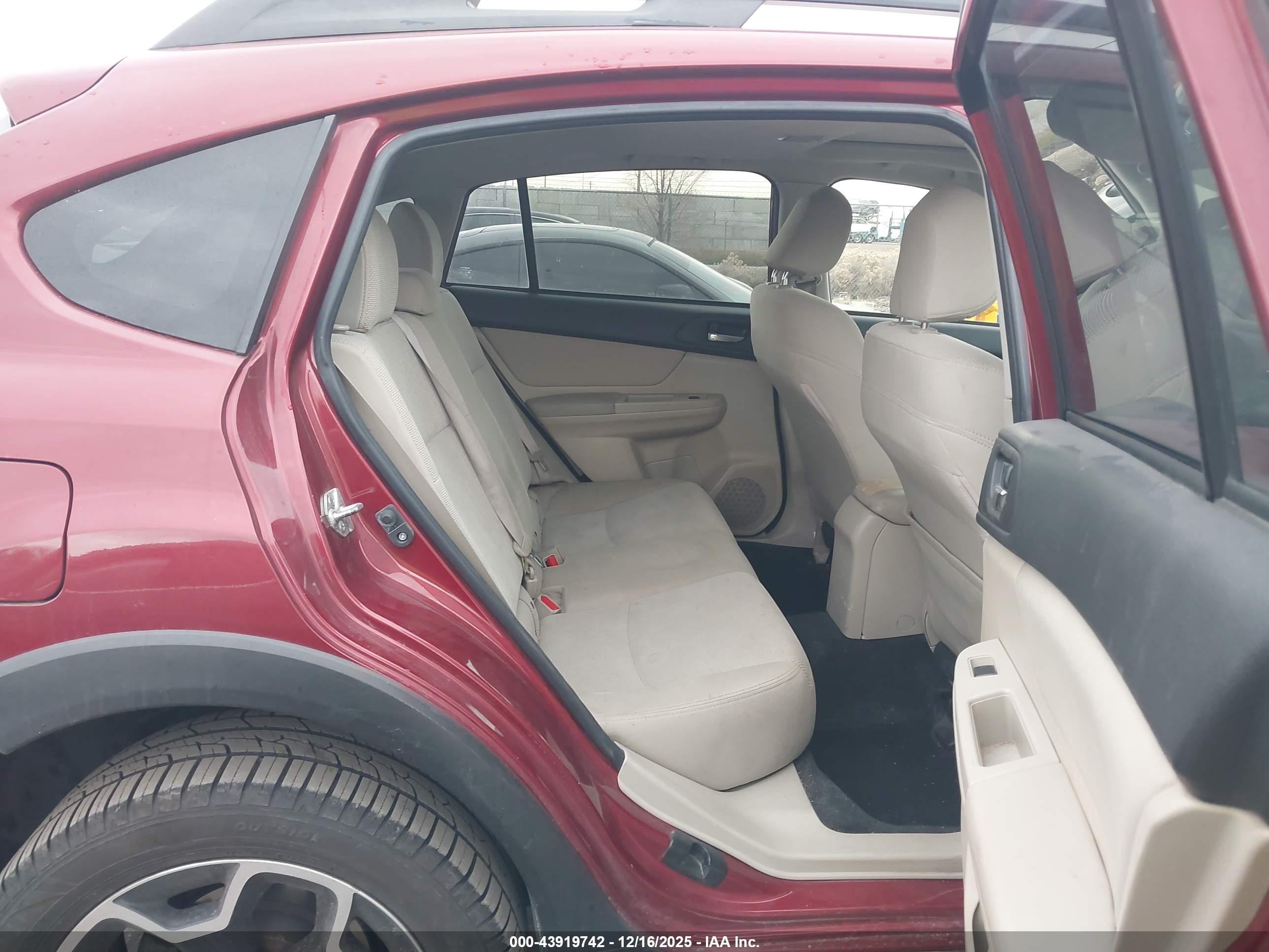SUBARU XV image 8