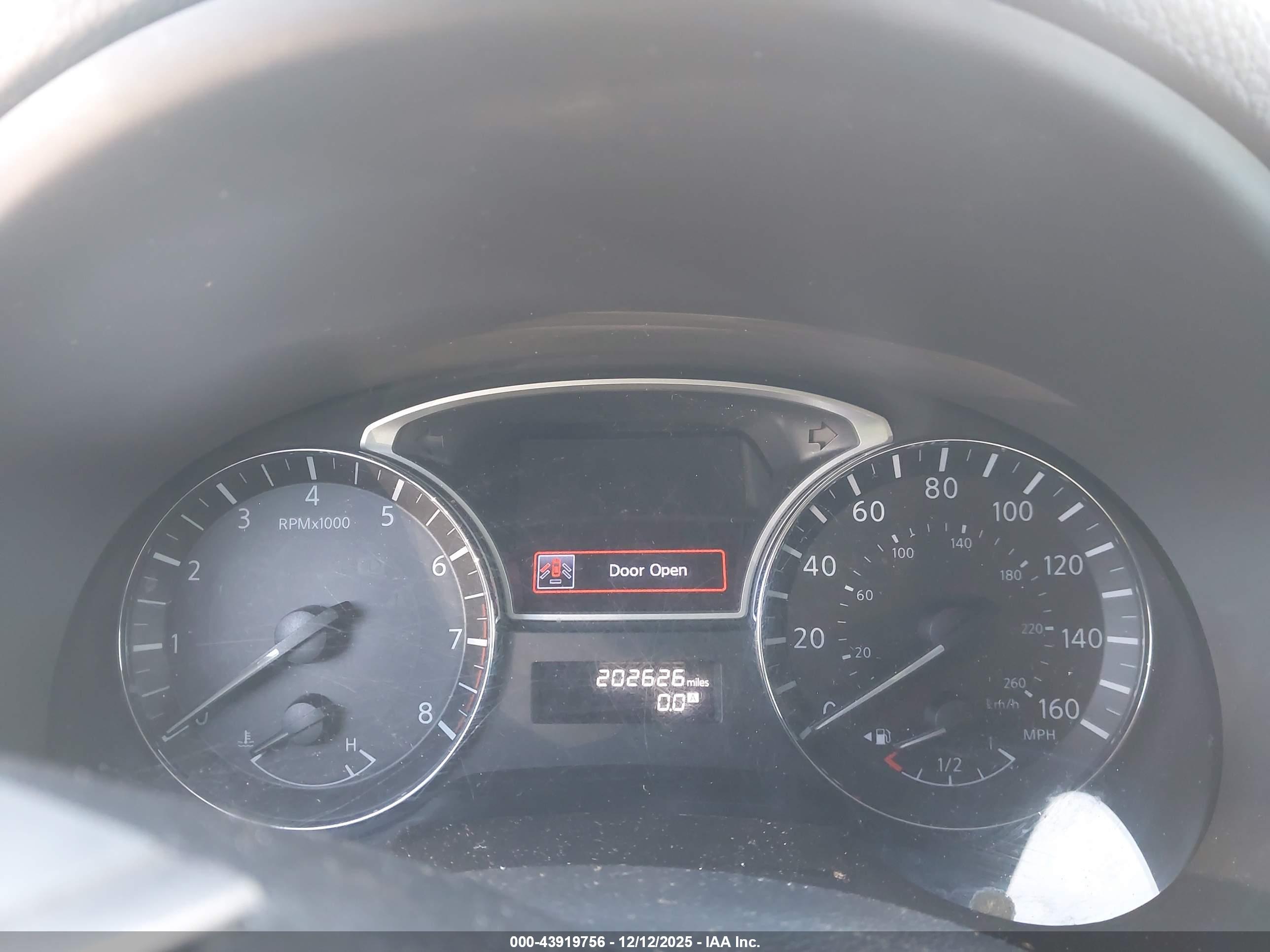 NISSAN ALTIMA image 7