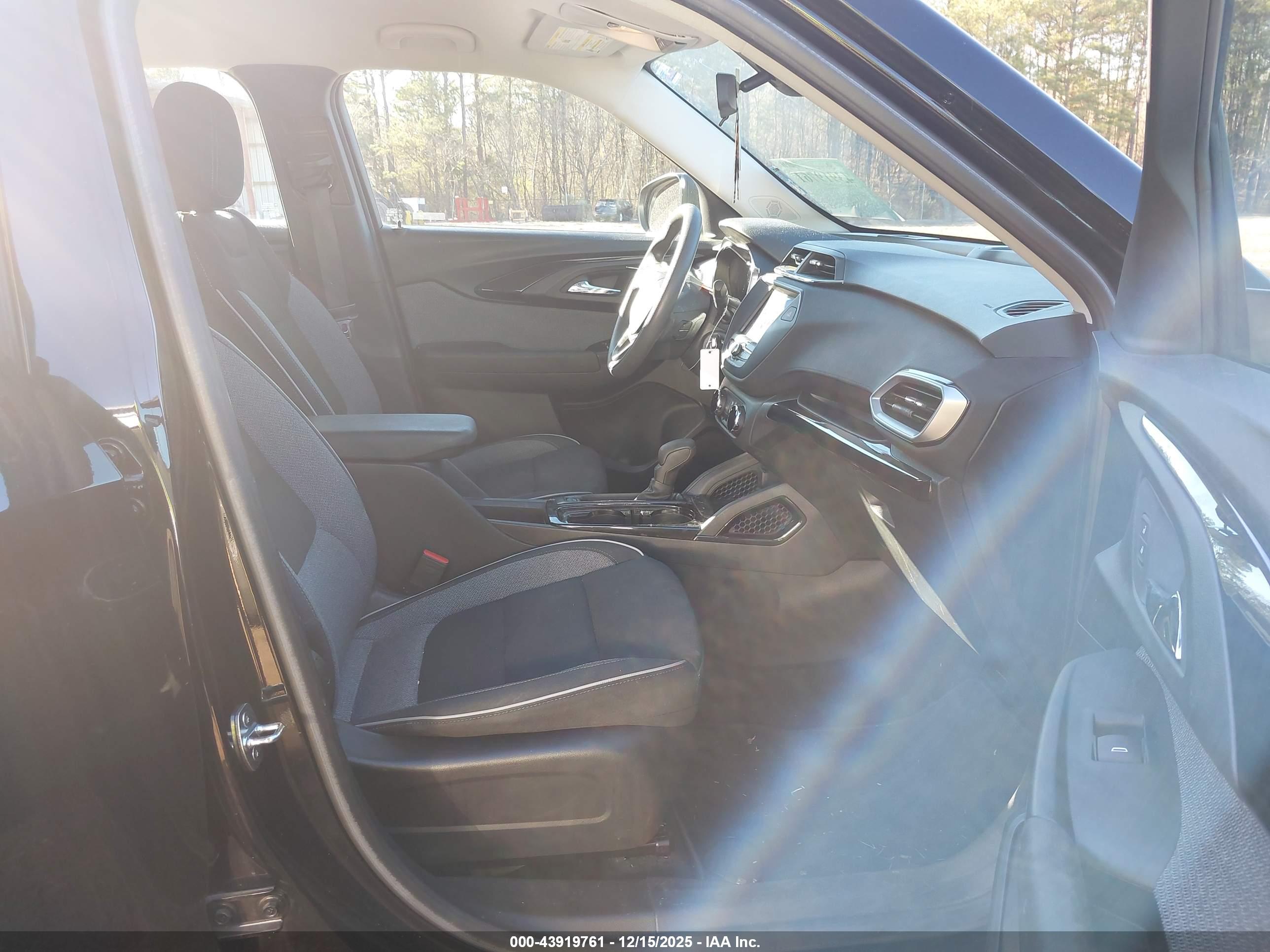 CHEVROLET TRAILBLAZER image 5