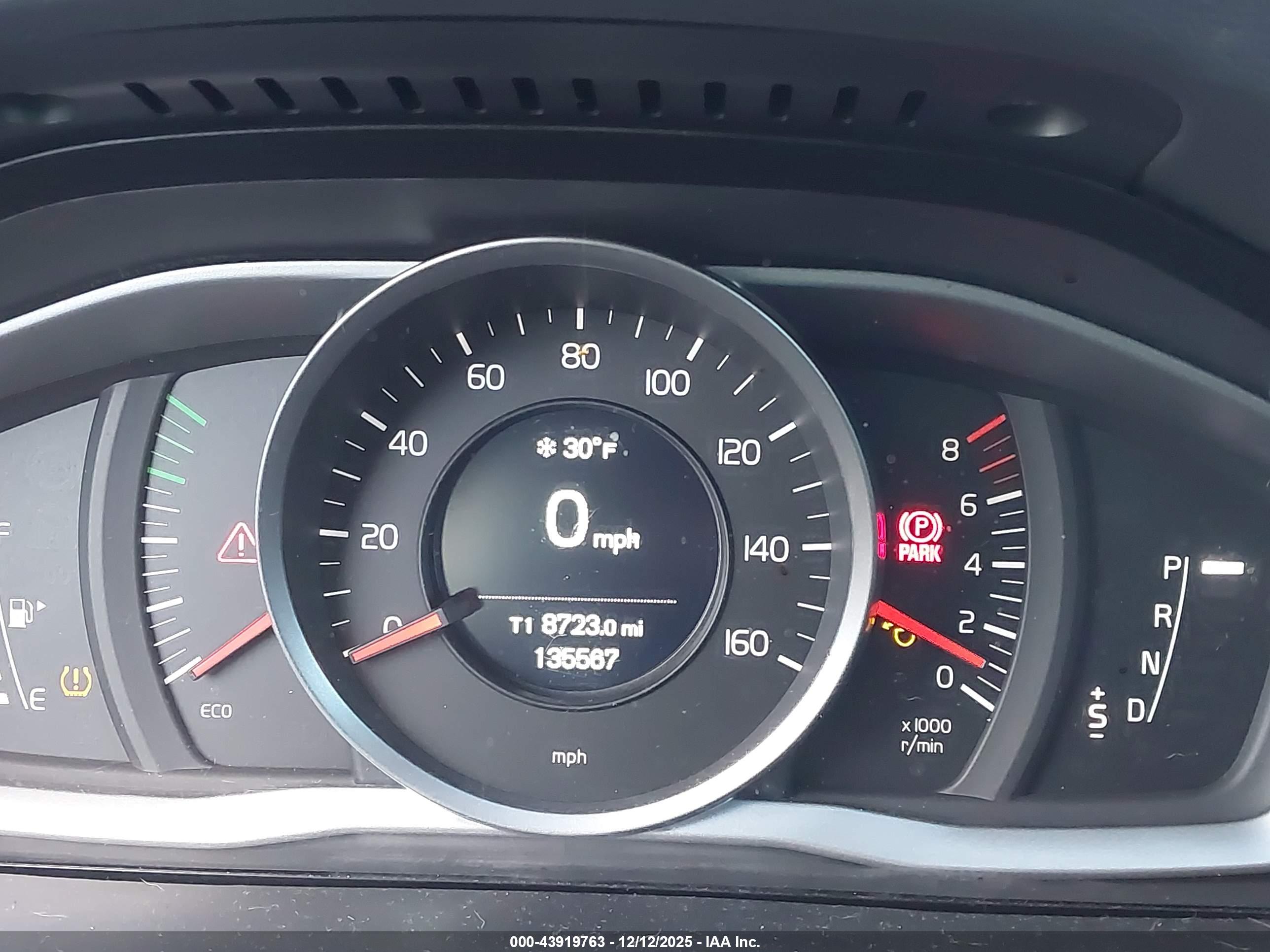 VOLVO S60 image 7