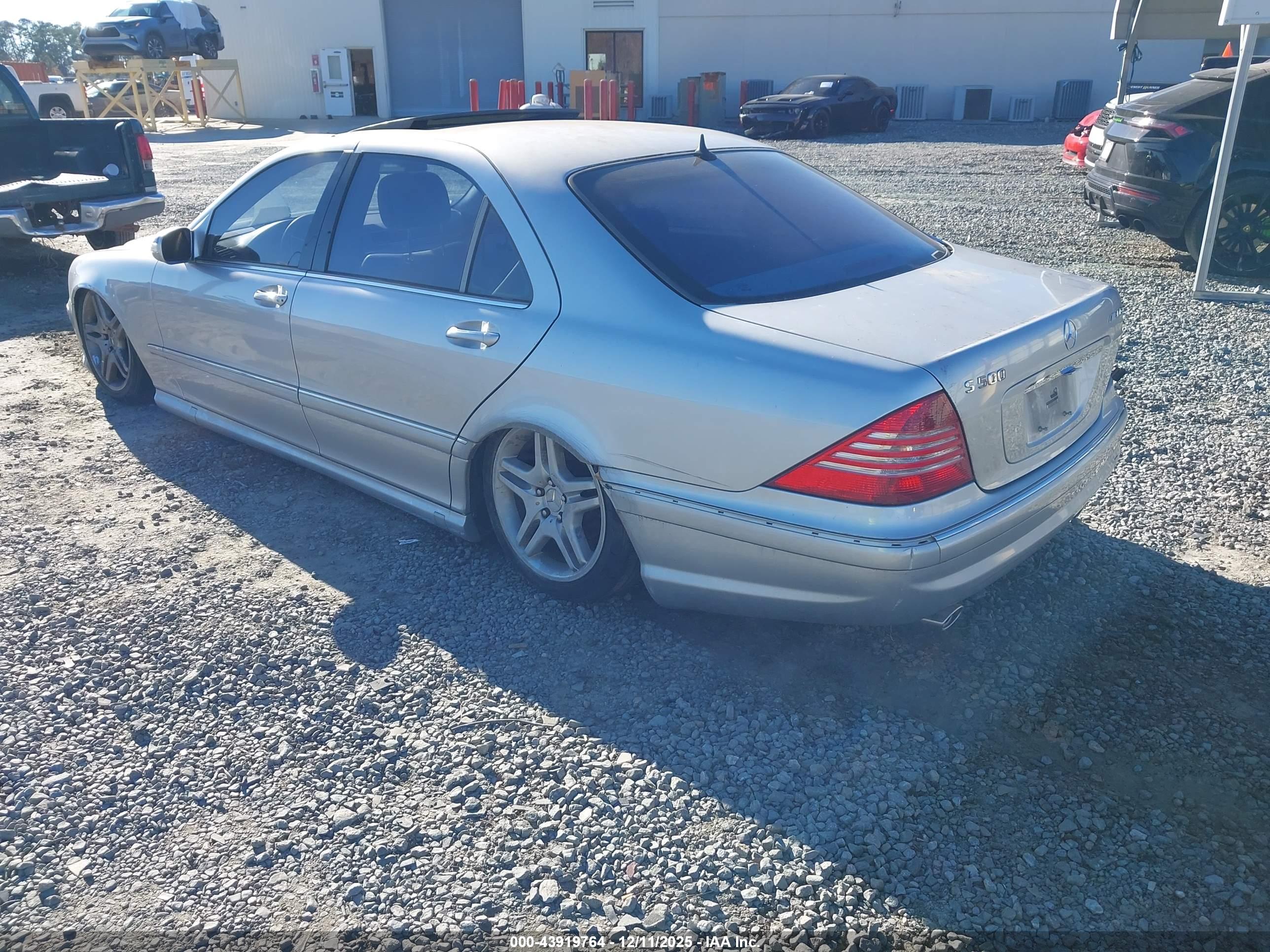 MERCEDES-BENZ S image 3