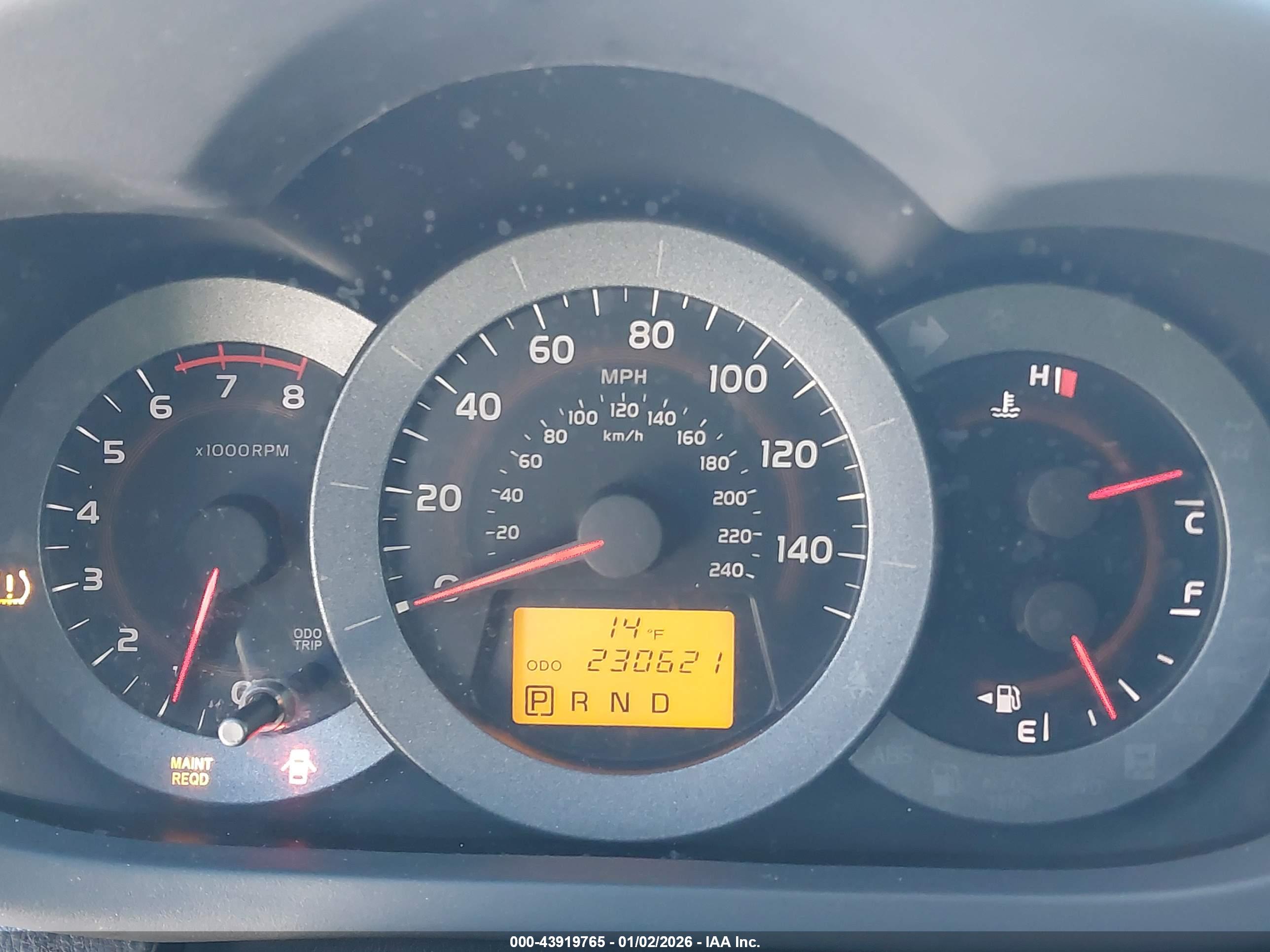 TOYOTA RAV4 image 7