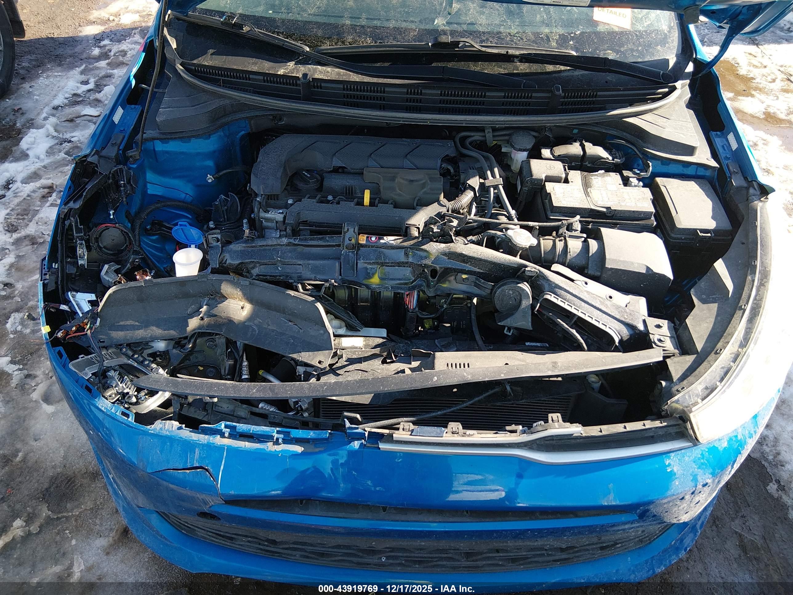 KIA RIO image 10