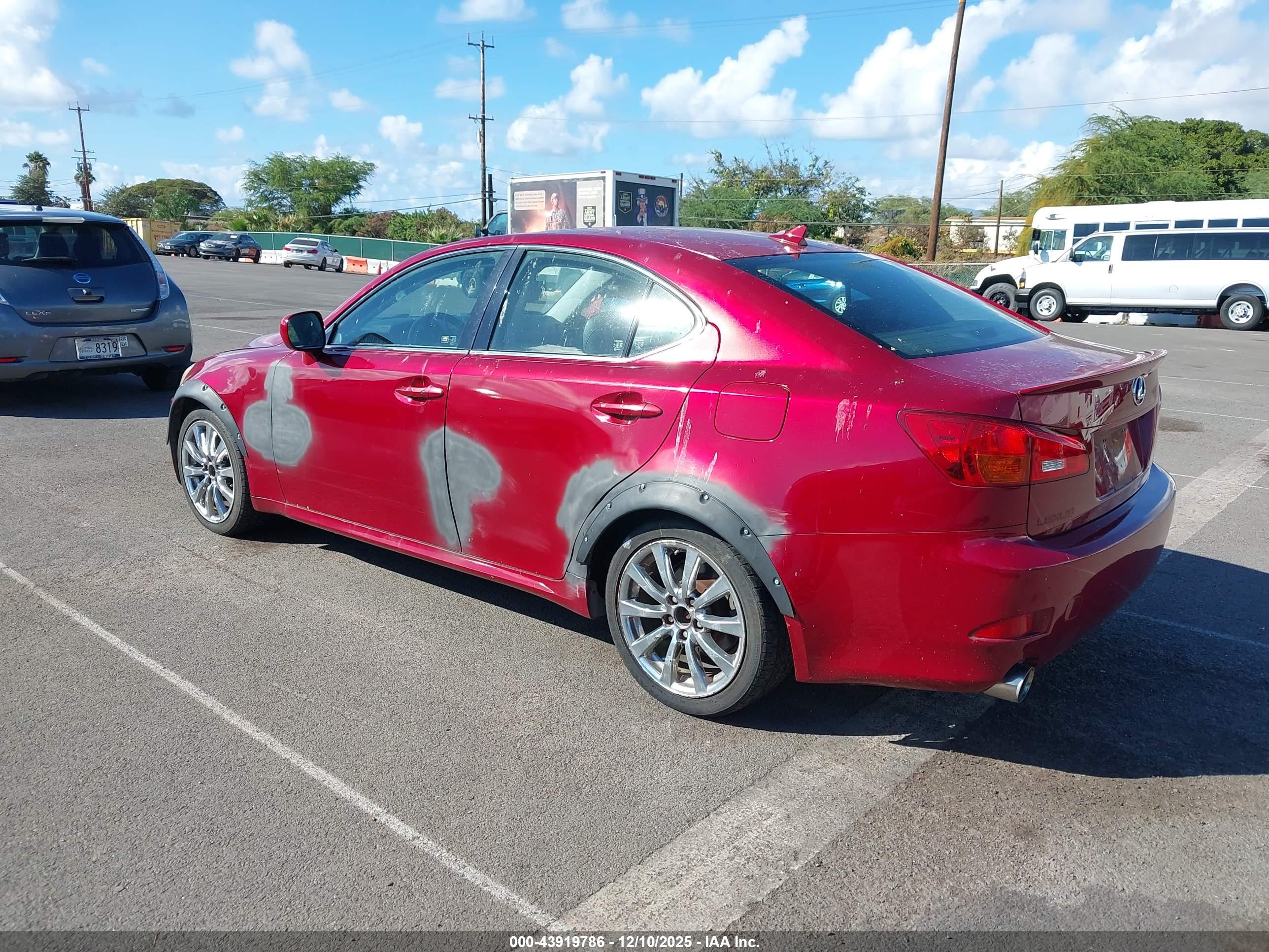 LEXUS IS image 3