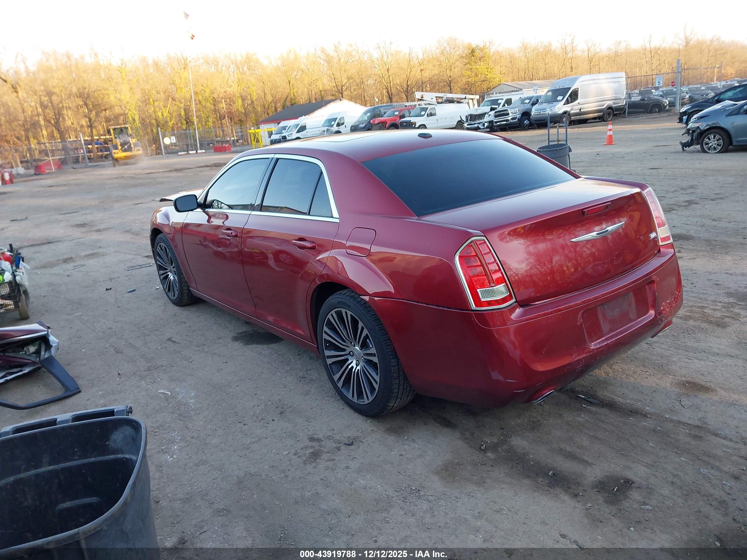 CHRYSLER 300 image 3