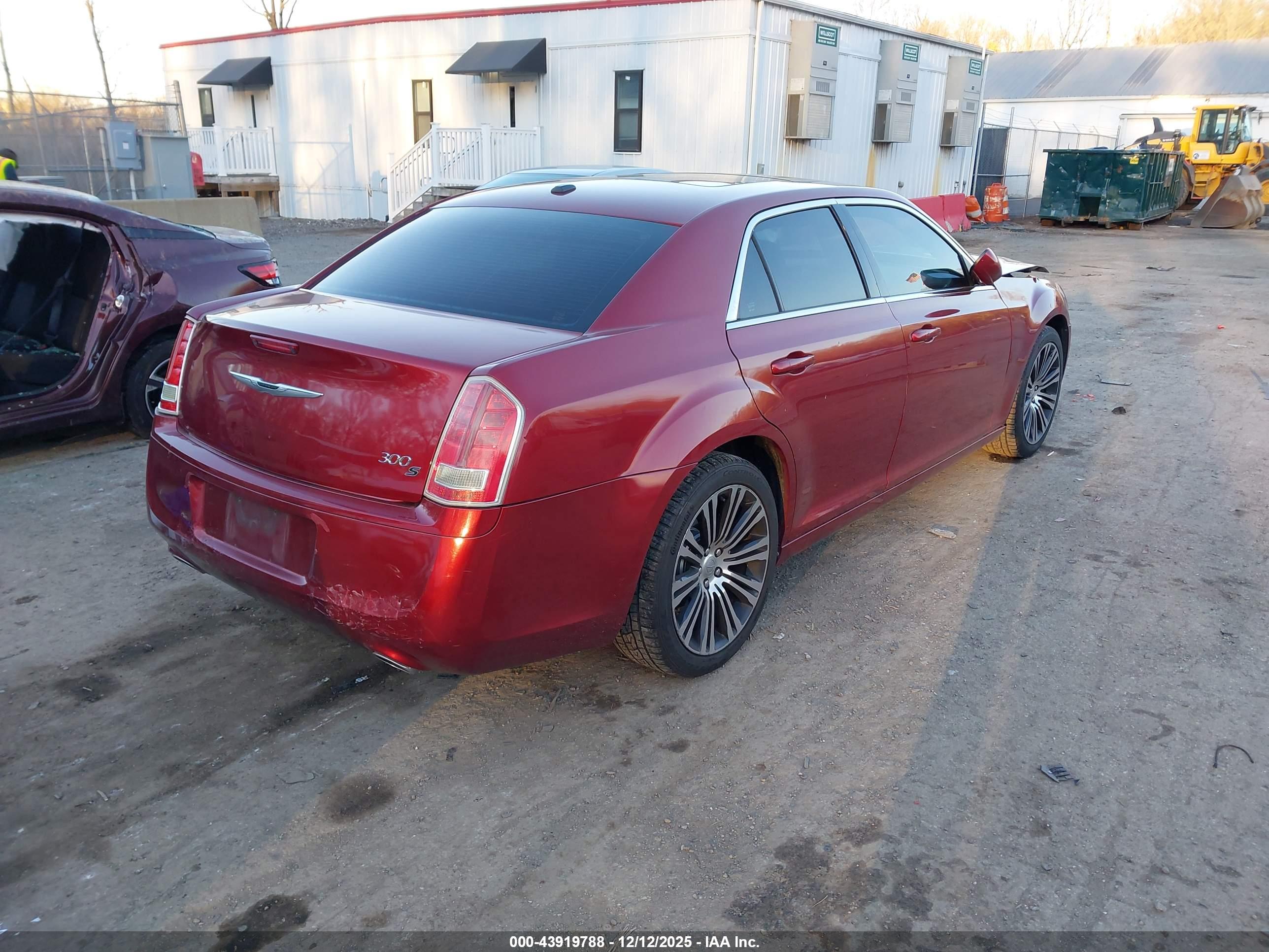 CHRYSLER 300 image 4