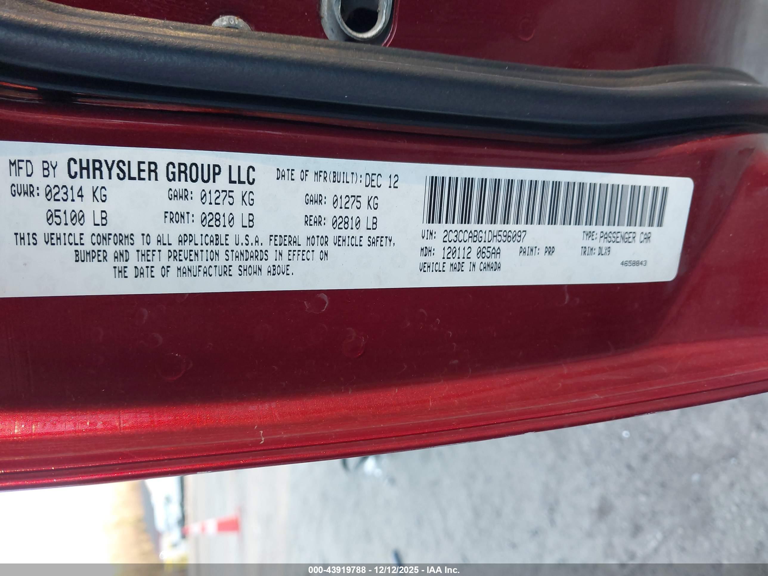 CHRYSLER 300 image 9